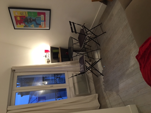 Charming bedroom under the roofs in Batignolles-Monceau, Paris