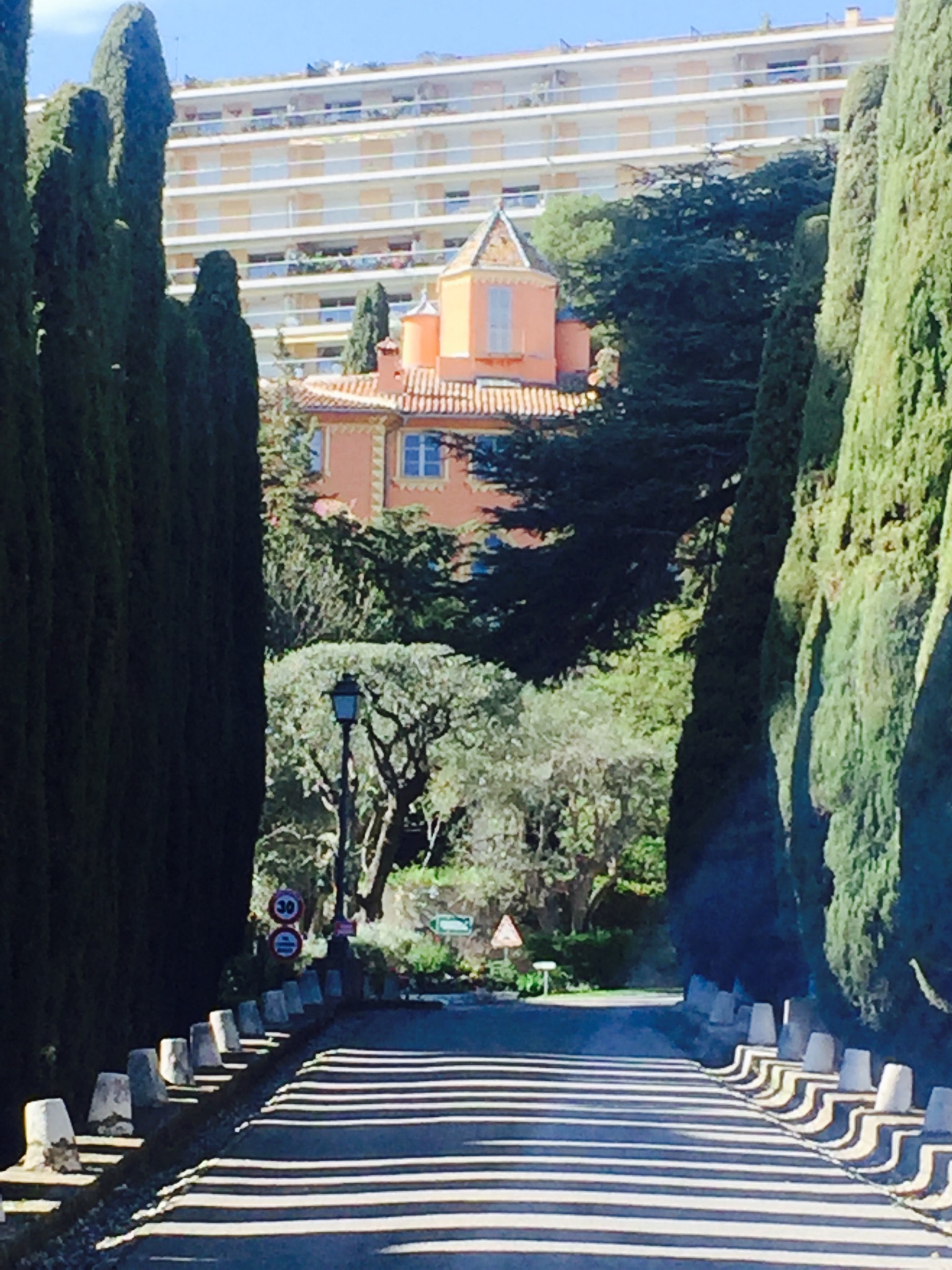 Abbaye de Roseland flat (Nice) Airbnb