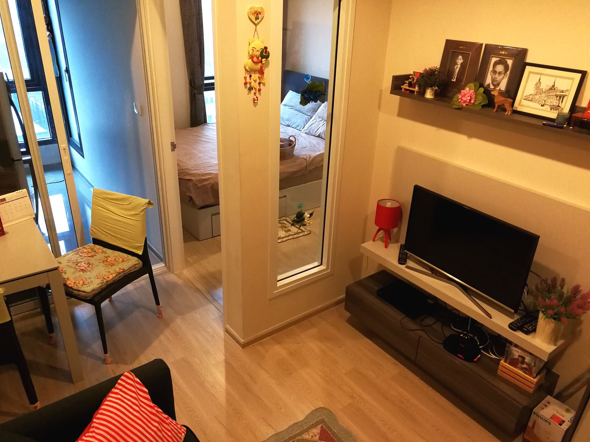 Cosy room with 3 mins walk from MRT