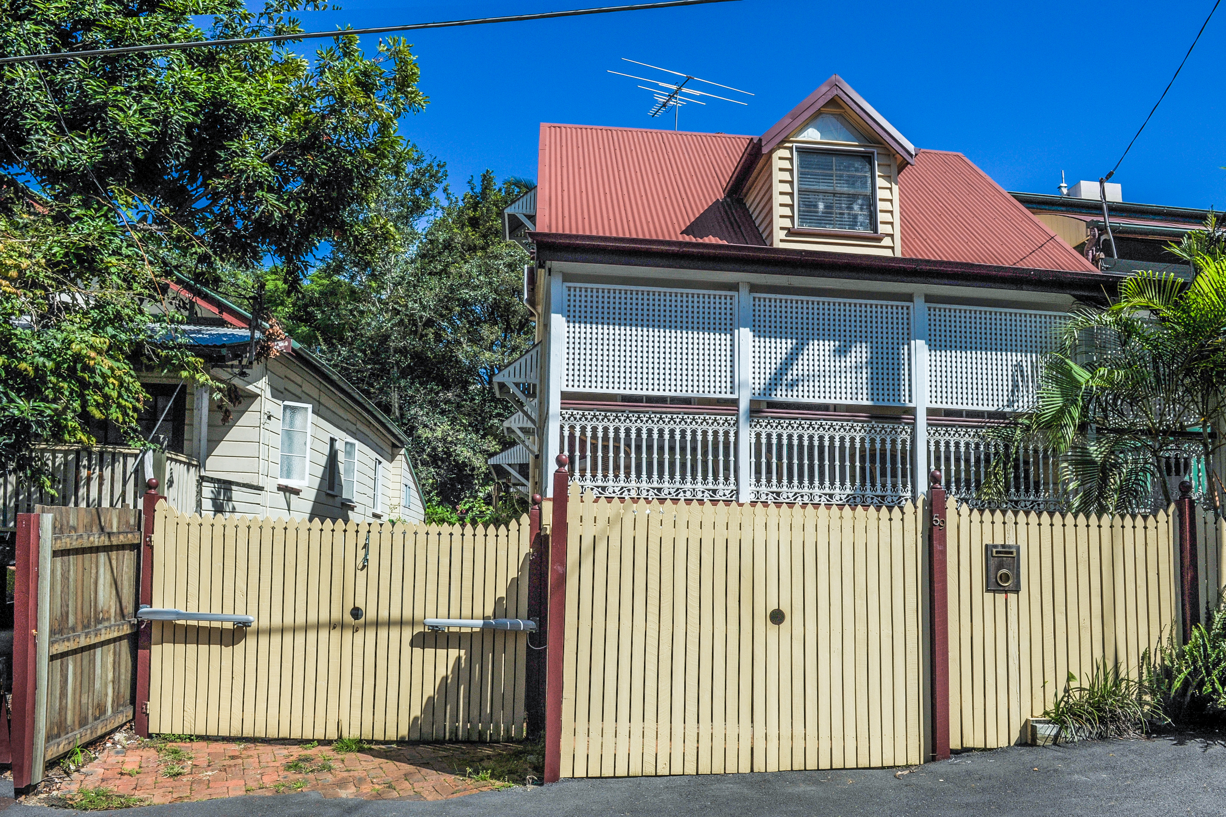Great House in the City Centre 2 in Spring Hill, Brisbane