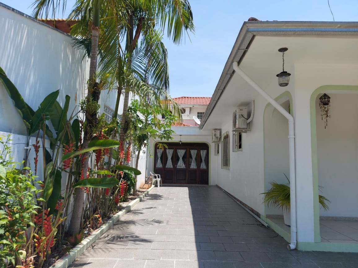 Twin duplex in Porto Belo