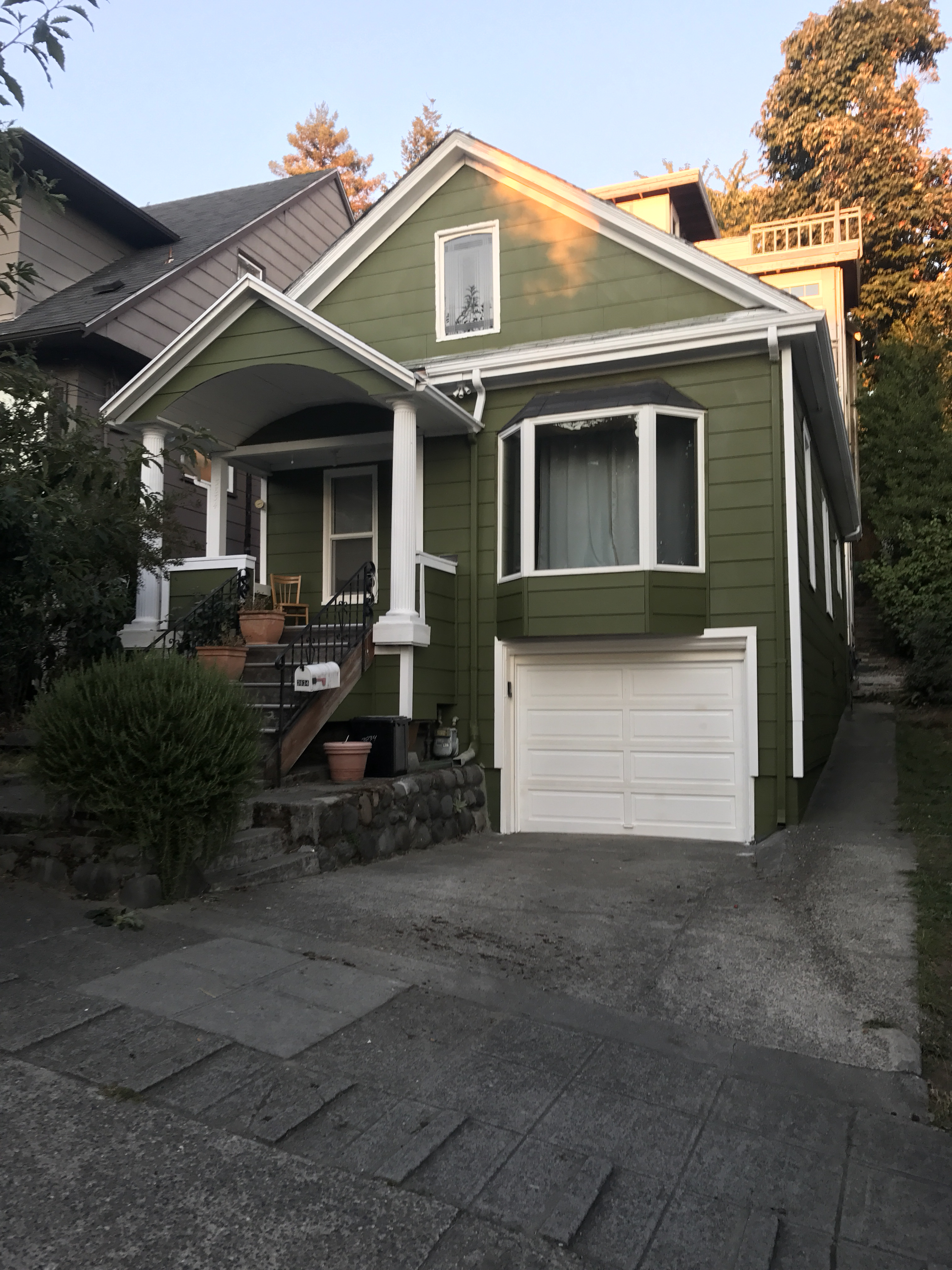 Emerald House Fremont-w/ parking, No Cleaning Fee!