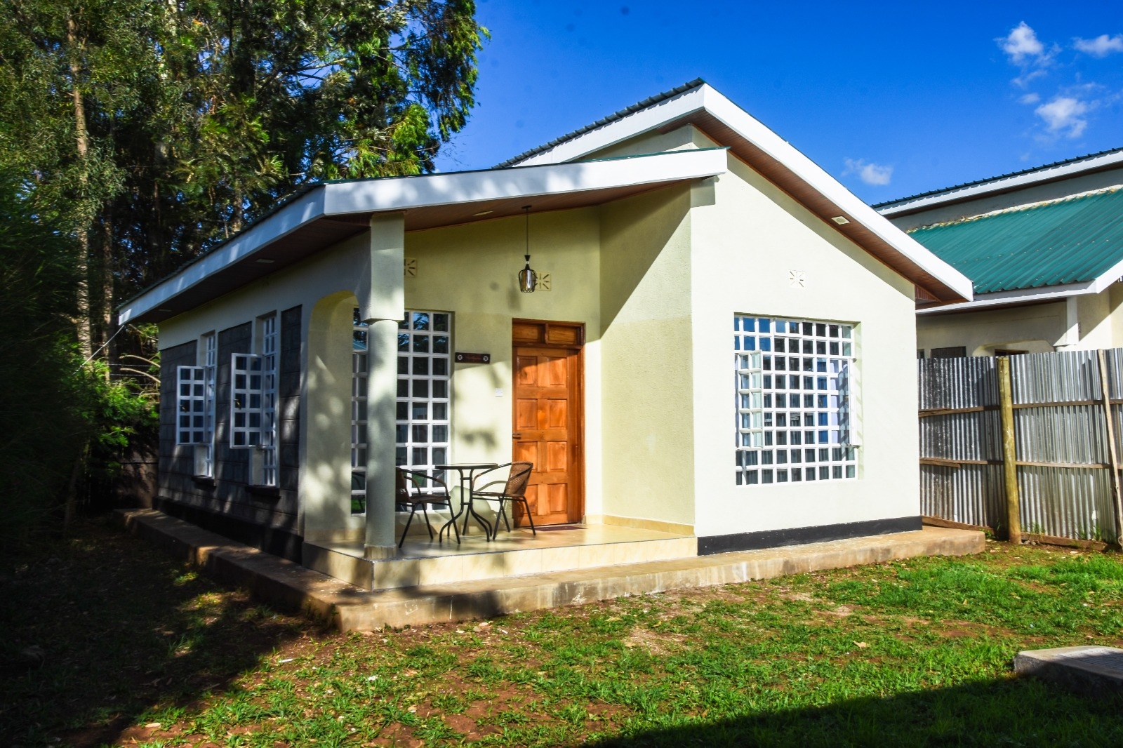 Exclusive| private| own compound| 1Bdr