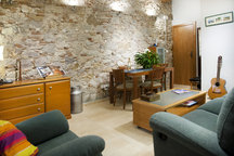 Raval-Ramblas Cheap Room TVHD-WiFi