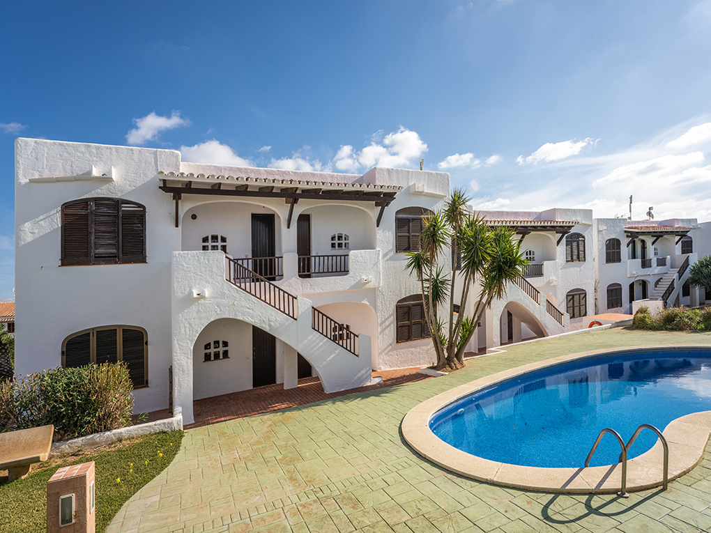 Apt with pools next to Son Parc beach