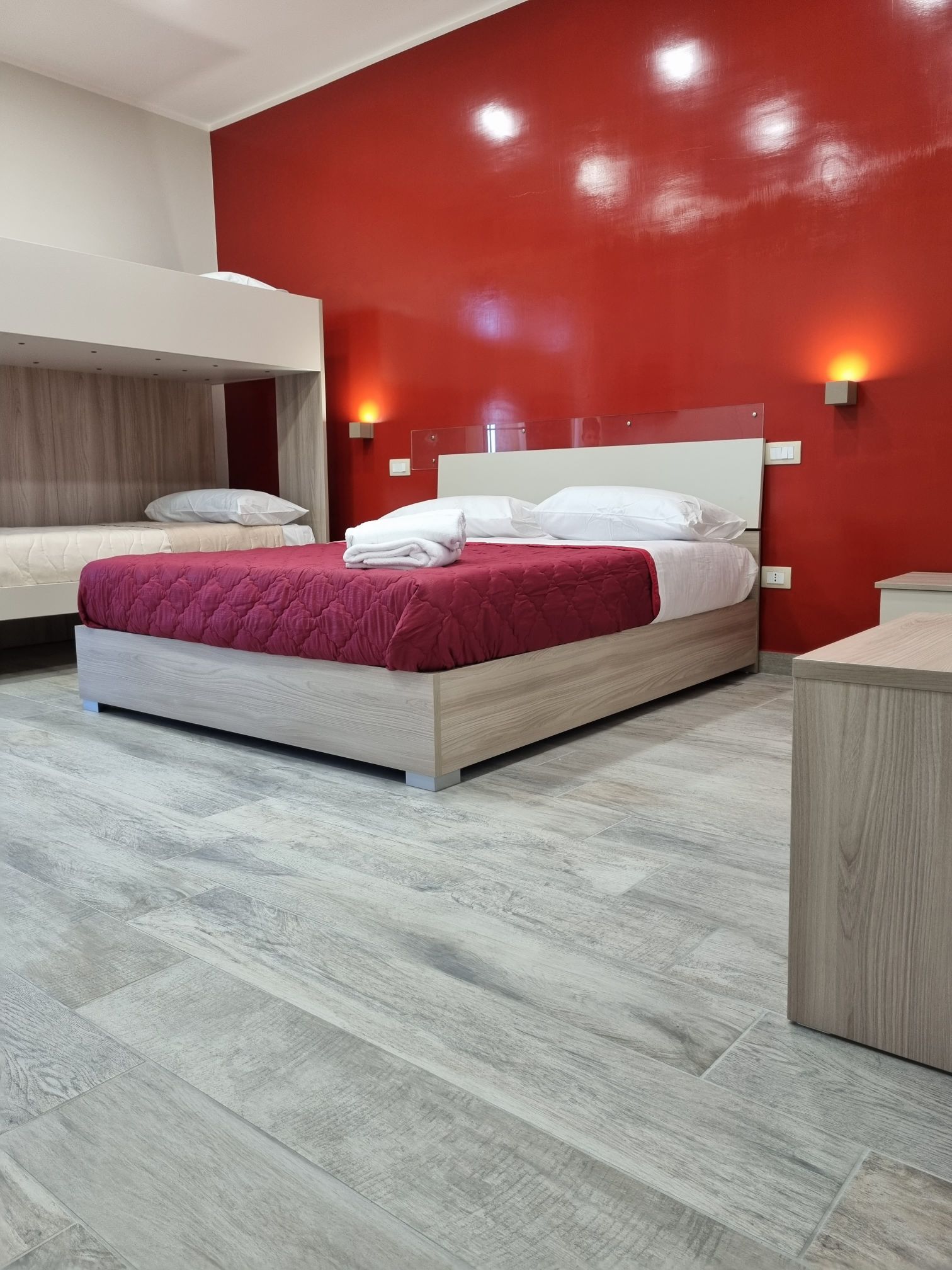 Van Gogh Apartments deluxe