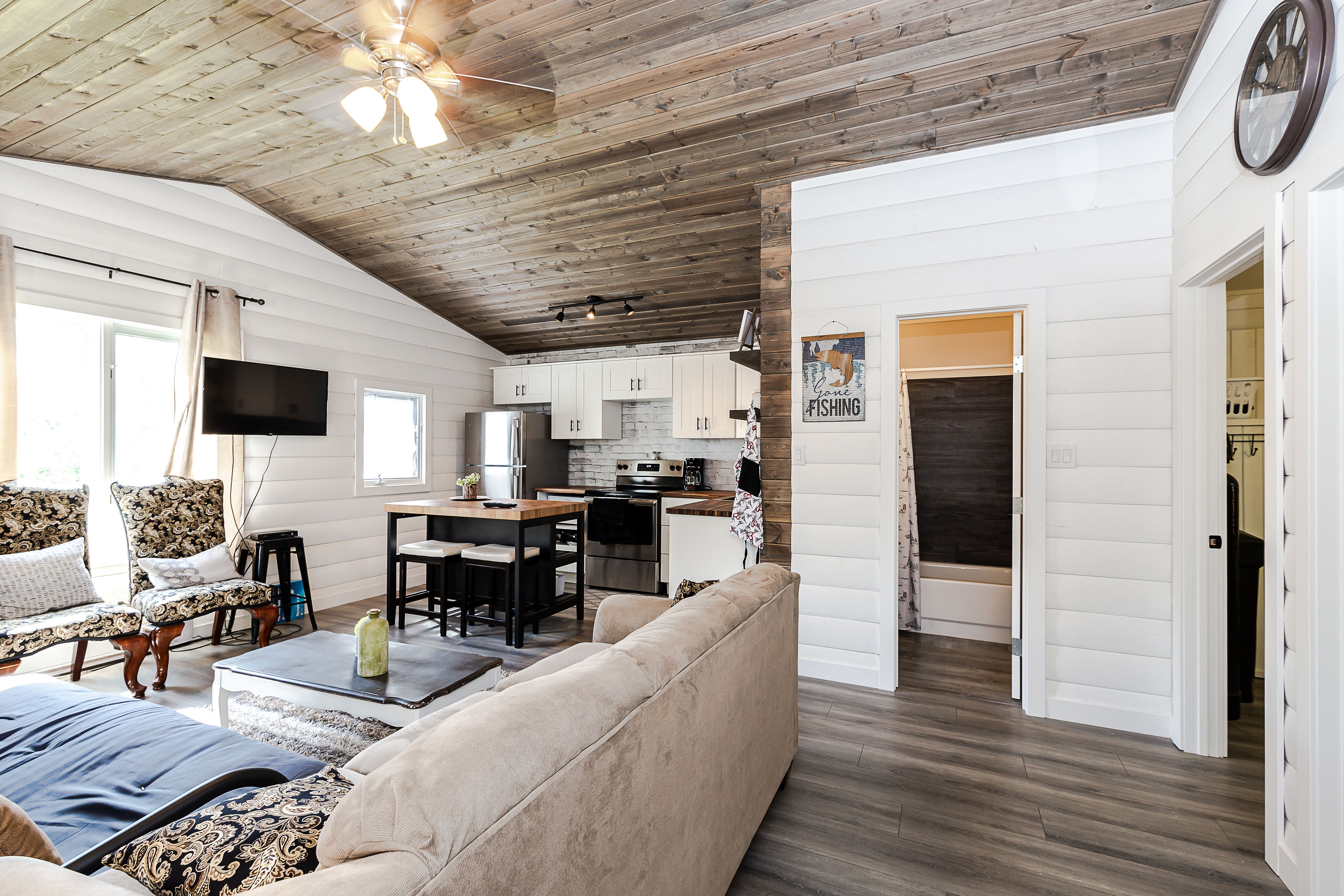 Peaceful, Beautiful Cabin Cabin 13 Cabins for Rent in Saint Malo, Manitoba, Canada Peaceful, Beautiful Cabin Cabin 13 Cabins for Rent in Saint Malo, Manitoba, Canada