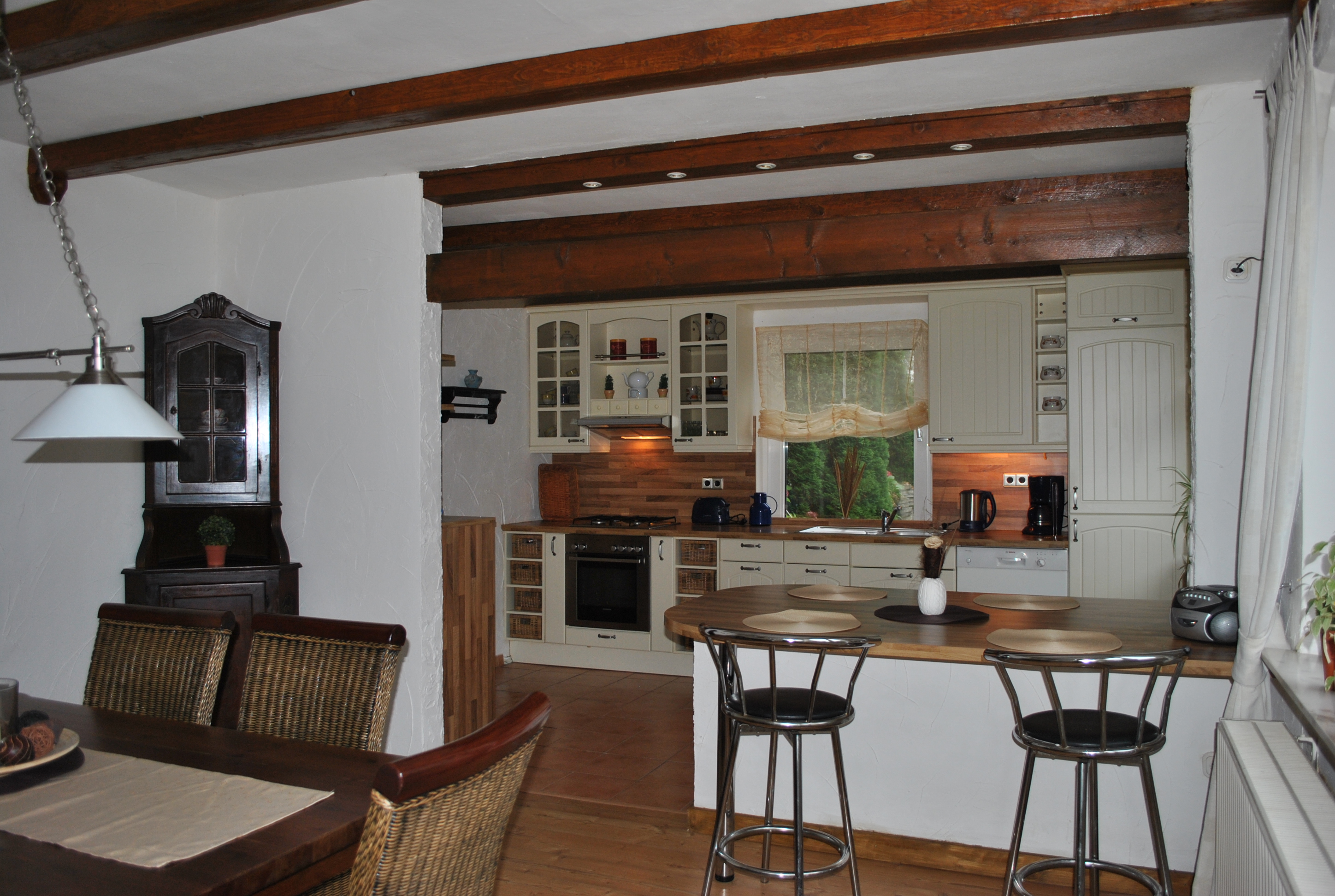 Holiday home directly on the coast