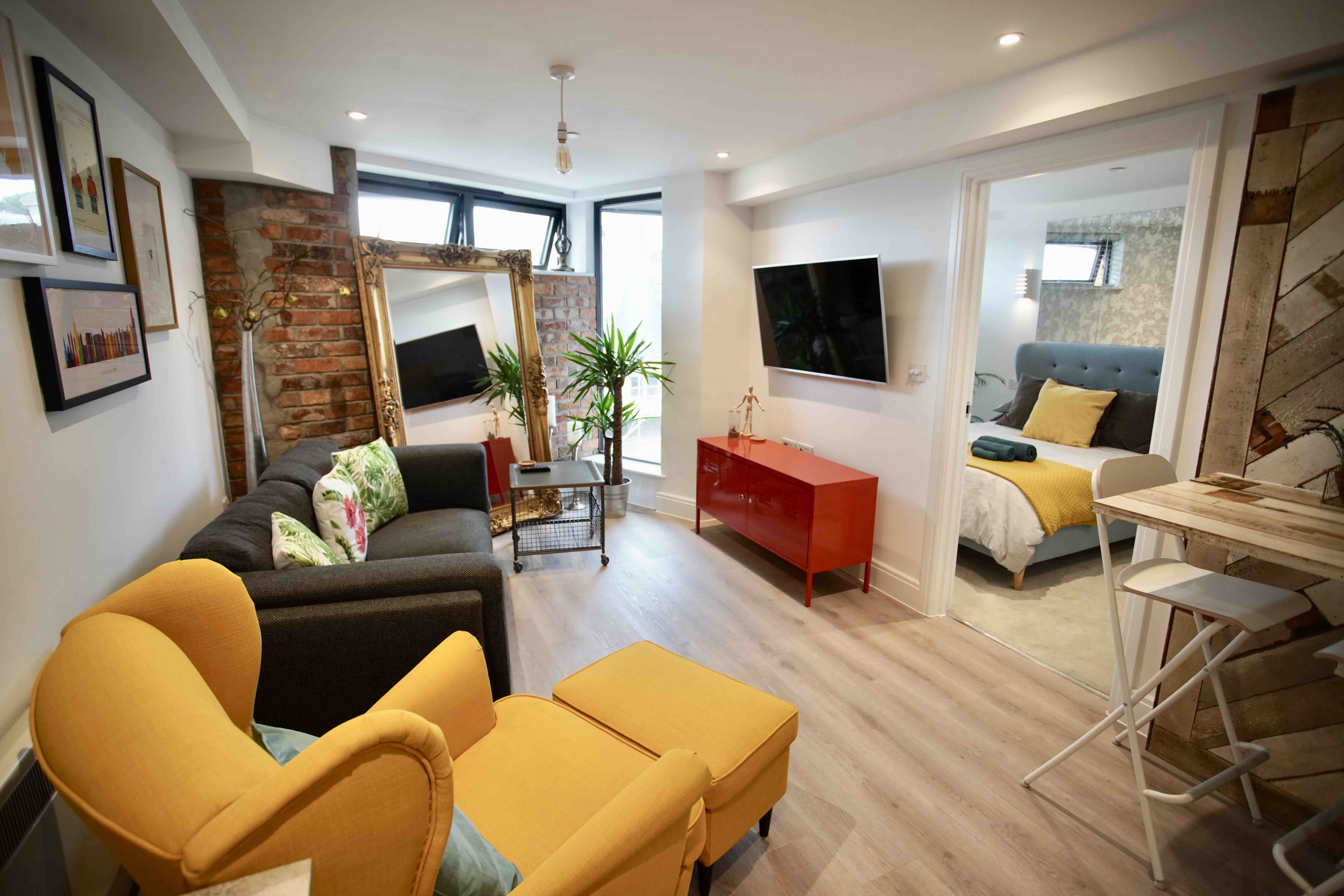 New stylish apartment, central Bournemouth