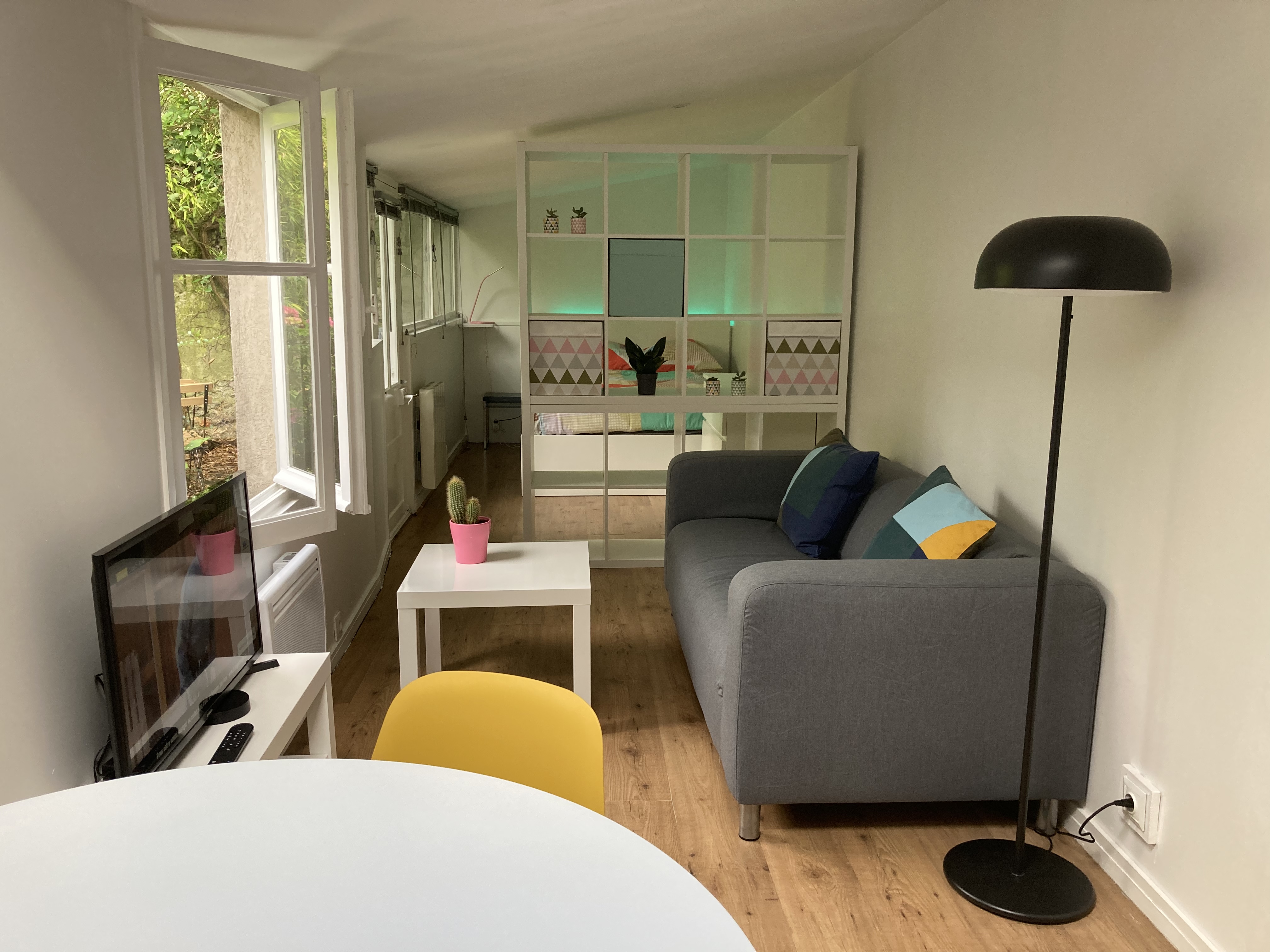 Quiet studio in the middle of greenery near RER B