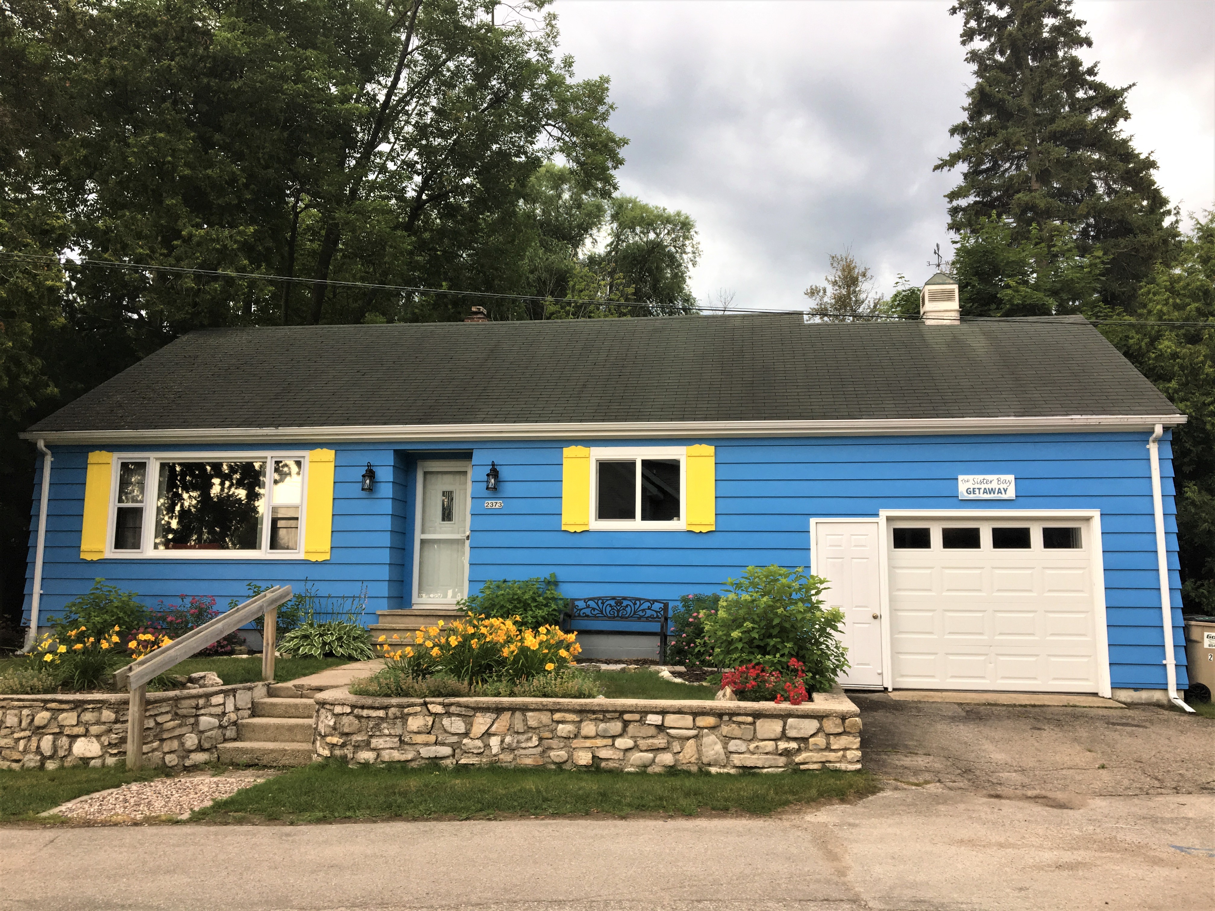 The Sister Bay Getaway: Water View & Downtown!