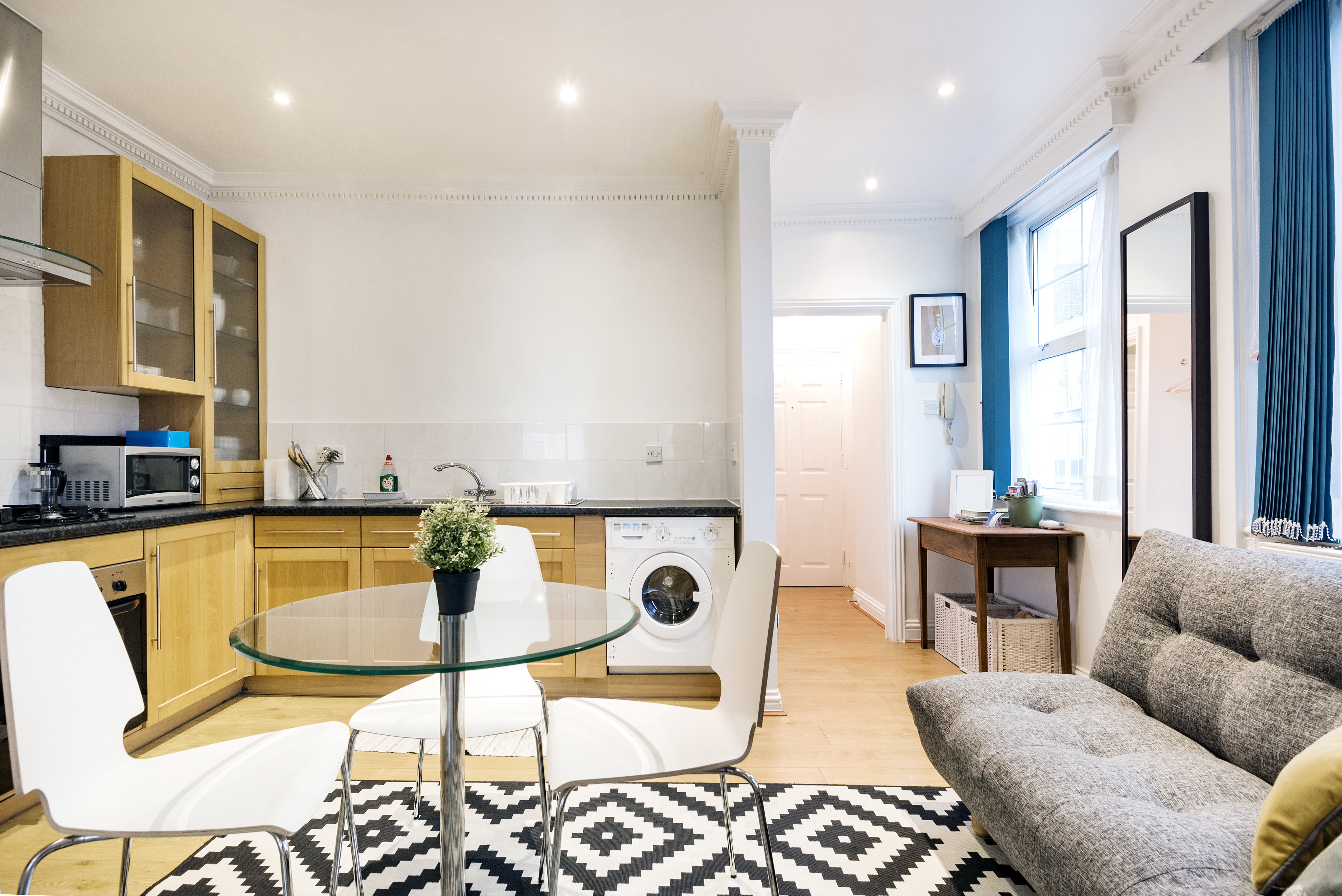 Cosy Flat Aldgate Walk to Tower Bridge Liverpool