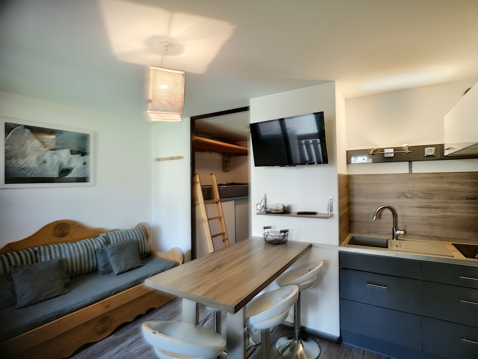 Les Menuires 1 Flocon Or ski-in/ski-out apartment