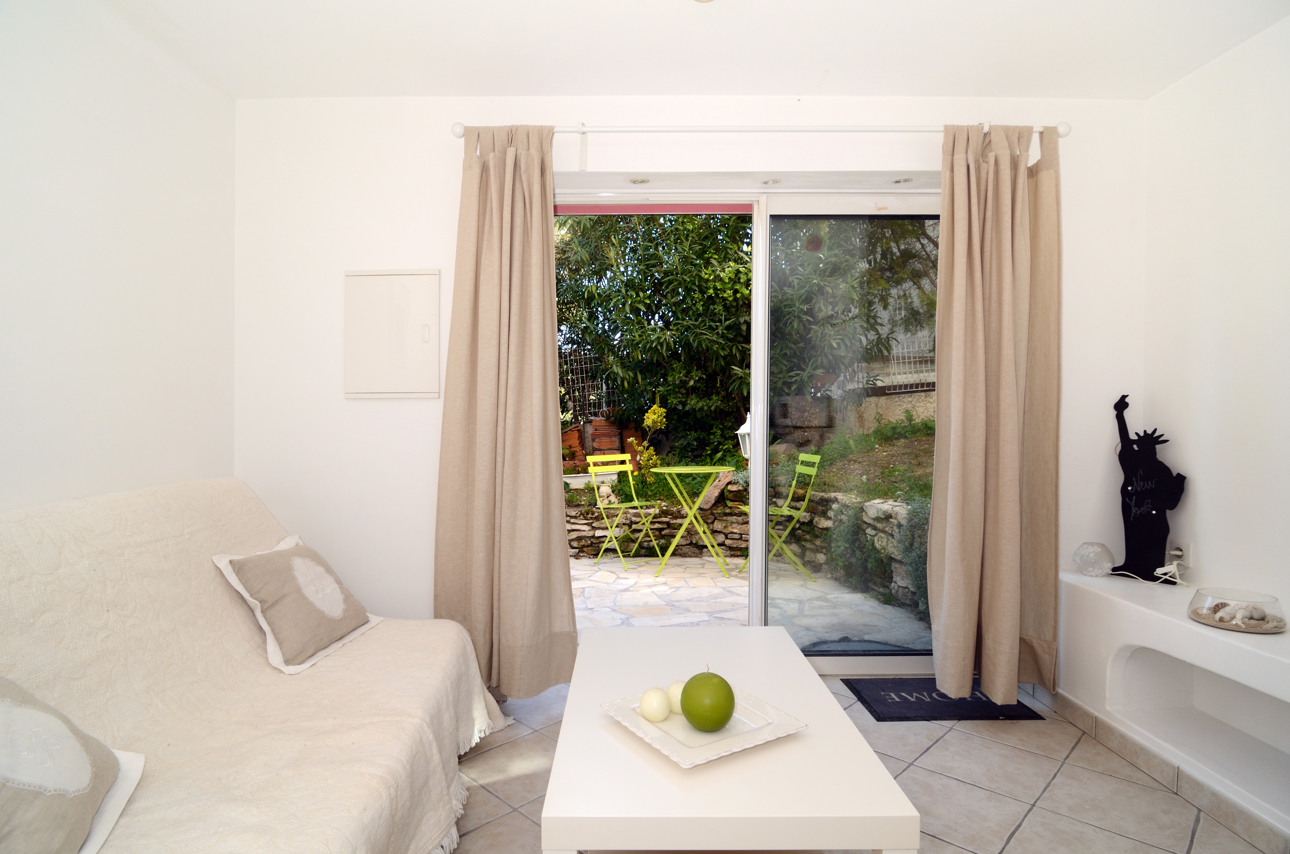 Lovely apartment in Provence hills