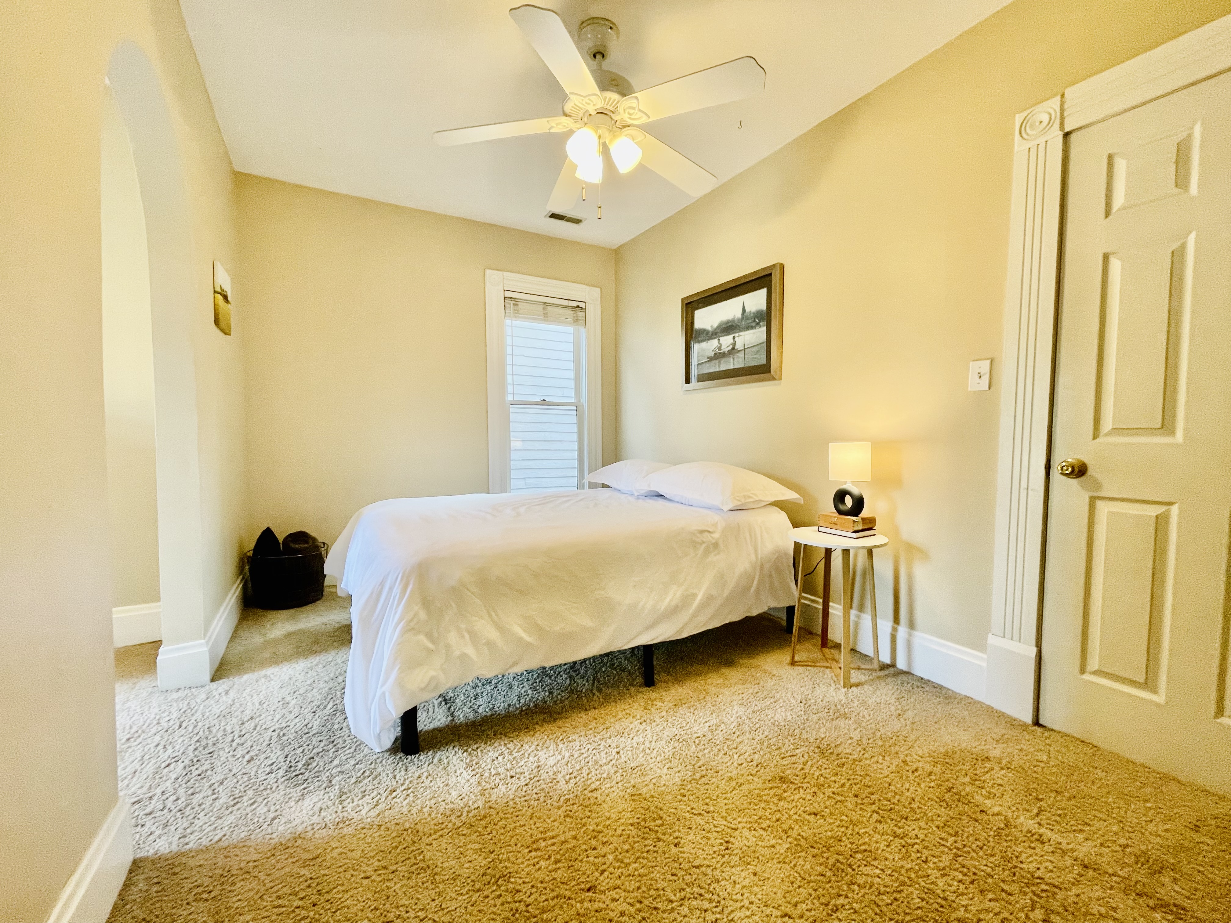Cozy Room in Victorian Village Home in Near North/University, Columbus