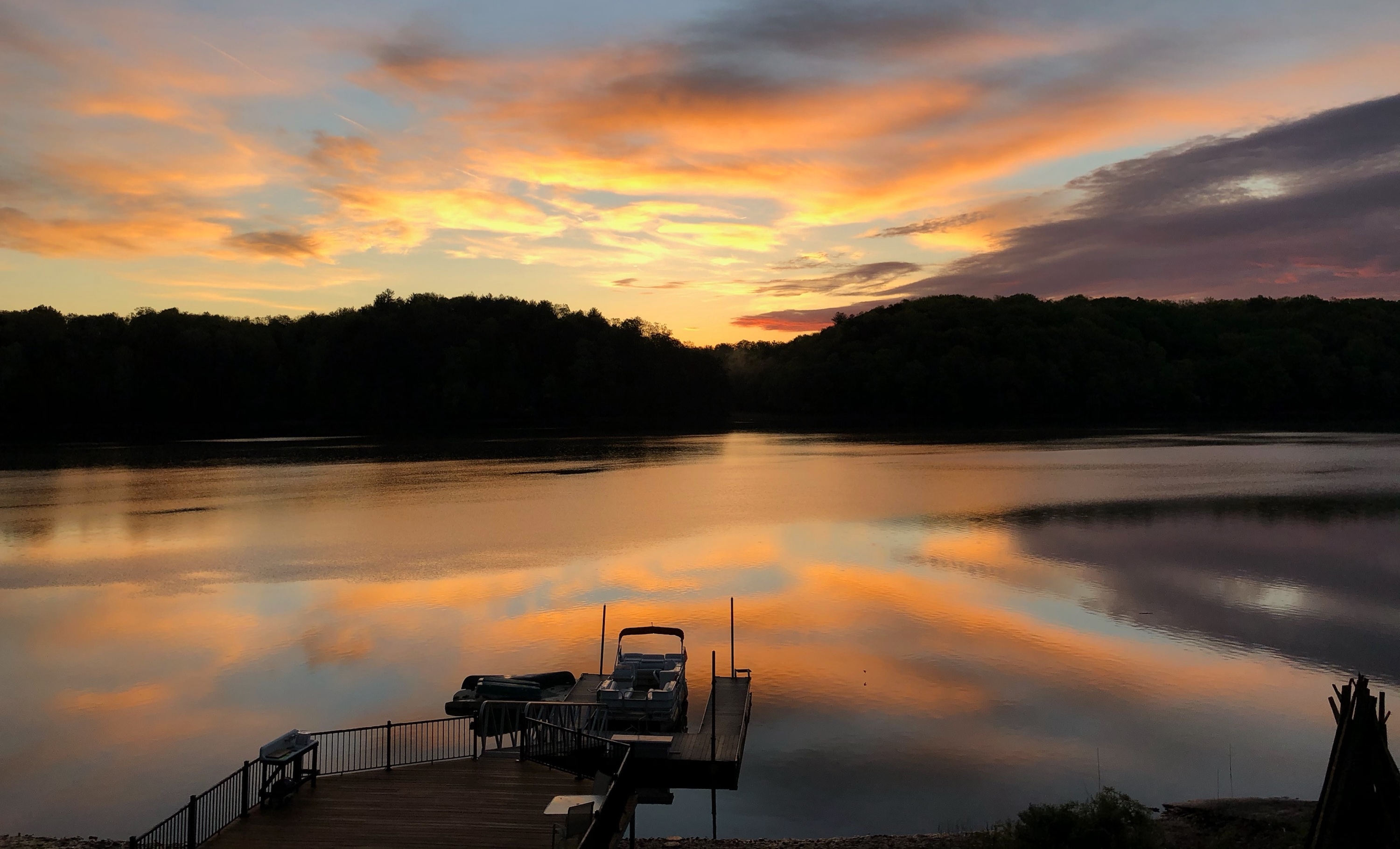 Leesville Lake Lakehouse in Bedford County VA Houses for Rent in Pittsville, Virginia, United