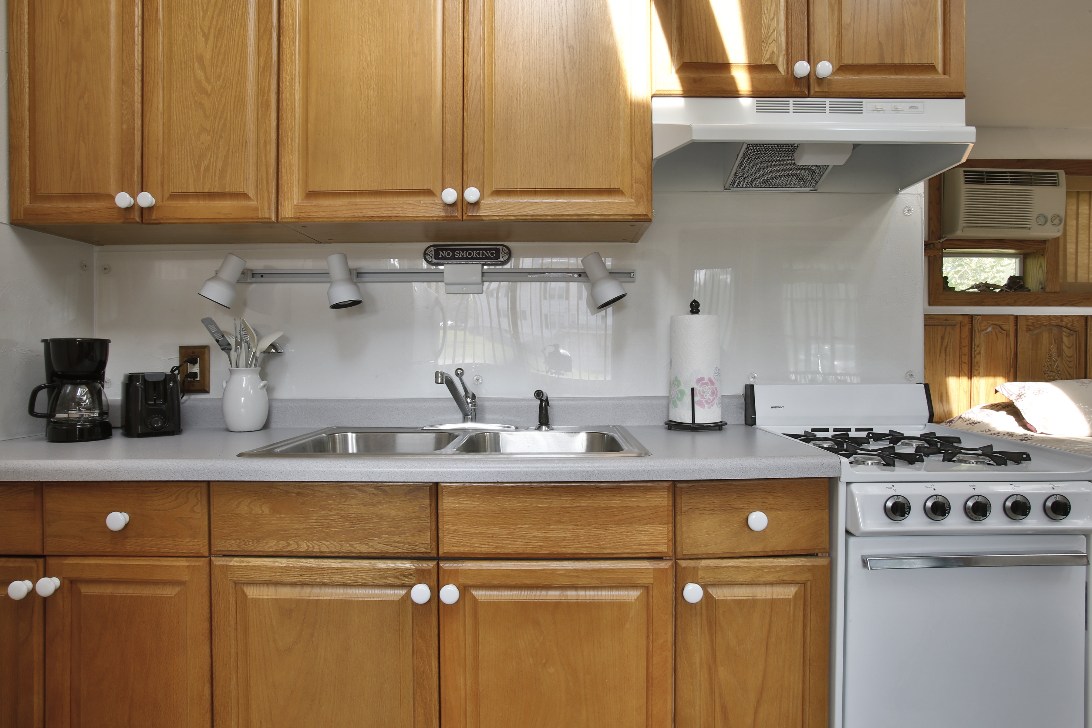 North Scott Lake Golf Theme Room Studio Apartment Apartments for Rent