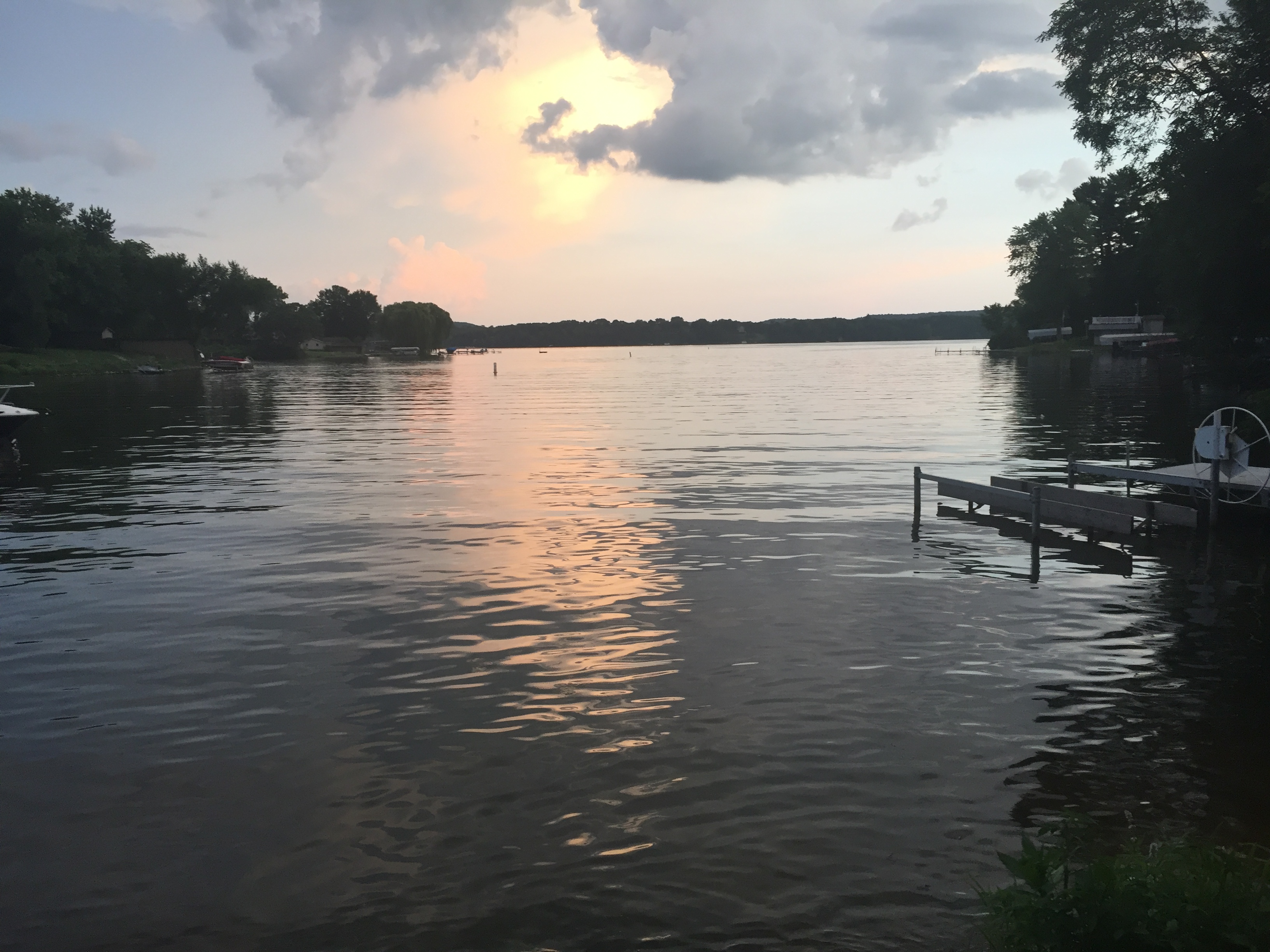 Lake Wisconsin Cottage Cottages for Rent in Merrimac, Wisconsin