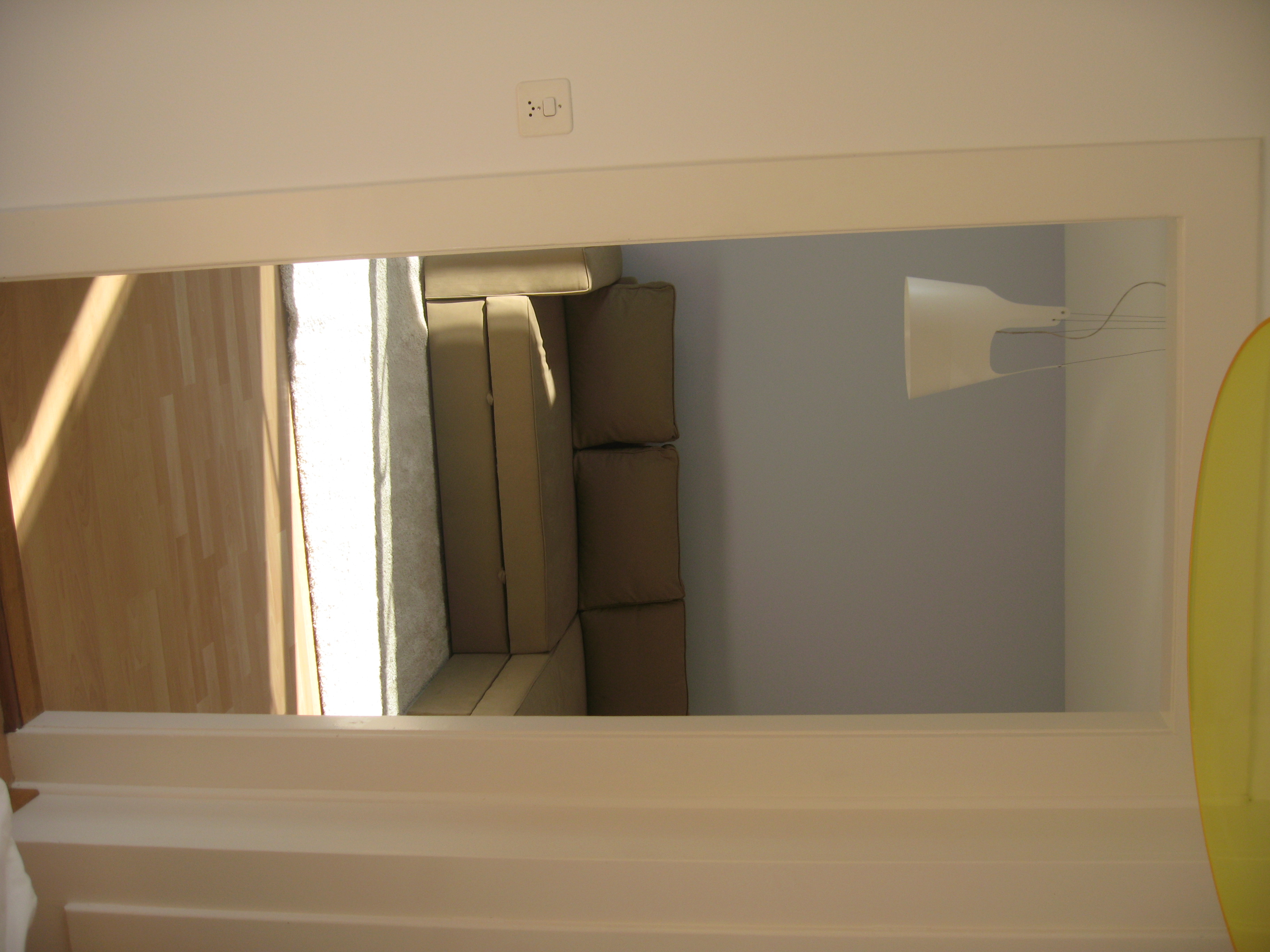 fully furnished 2 room apartment EG