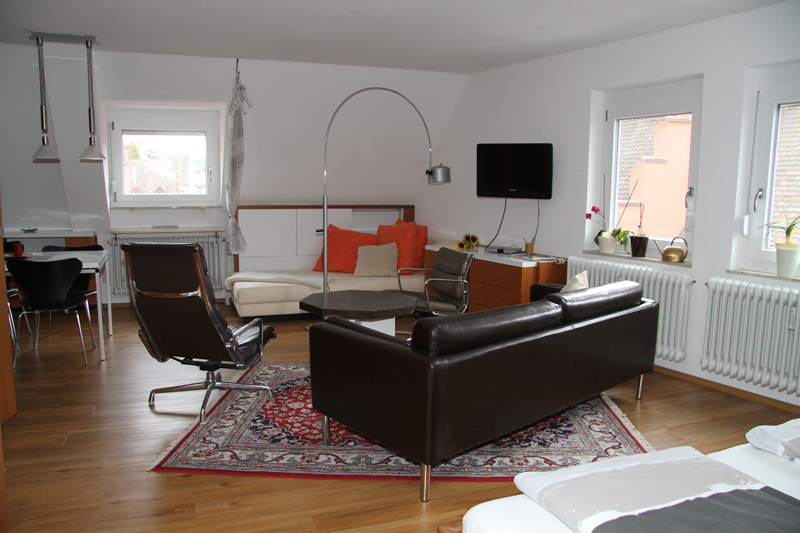 Supercentral in the heart of Freiburg on Rathausplatz Apartments for