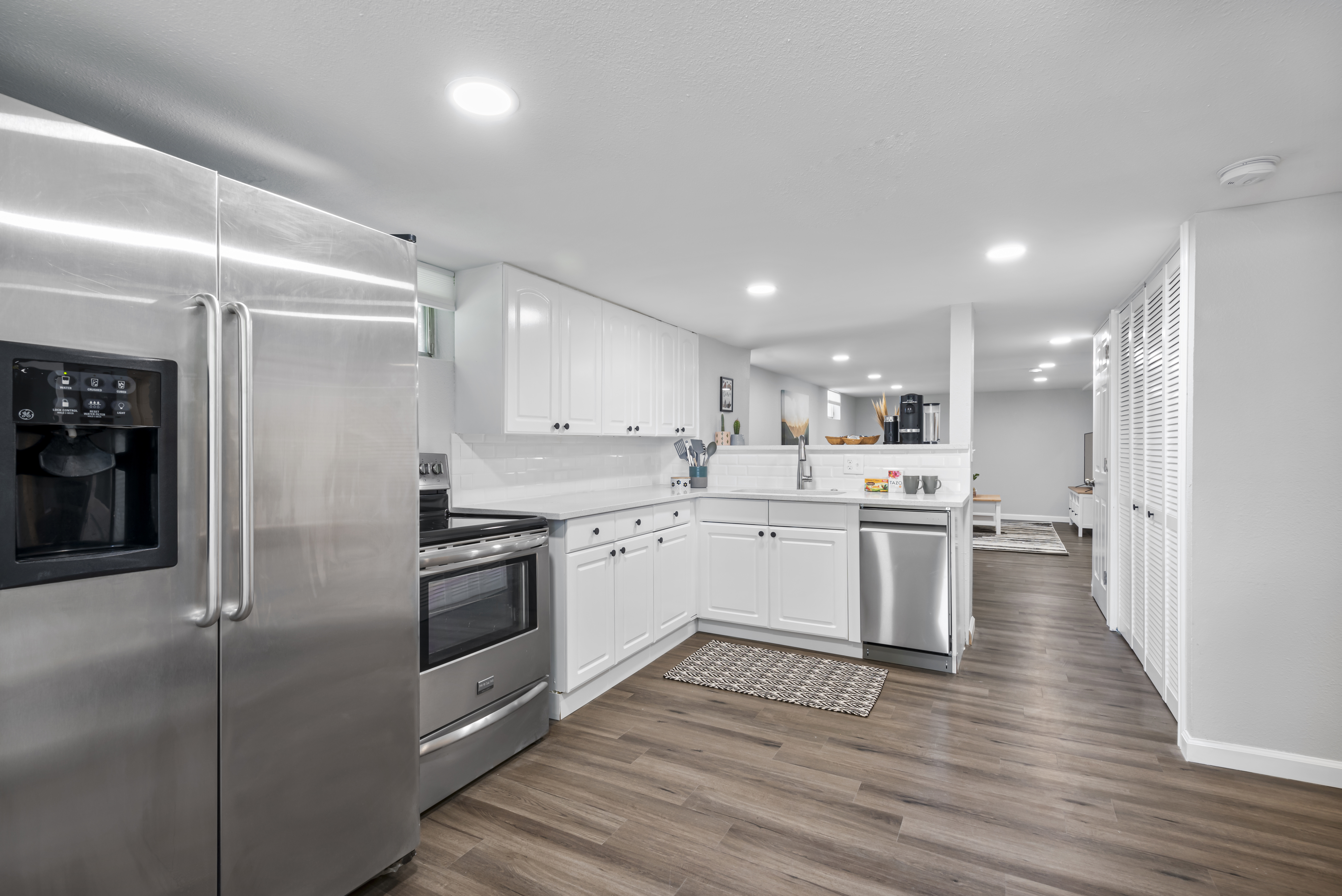 Fully Renovated Private 2-BR Suite with Kitchen