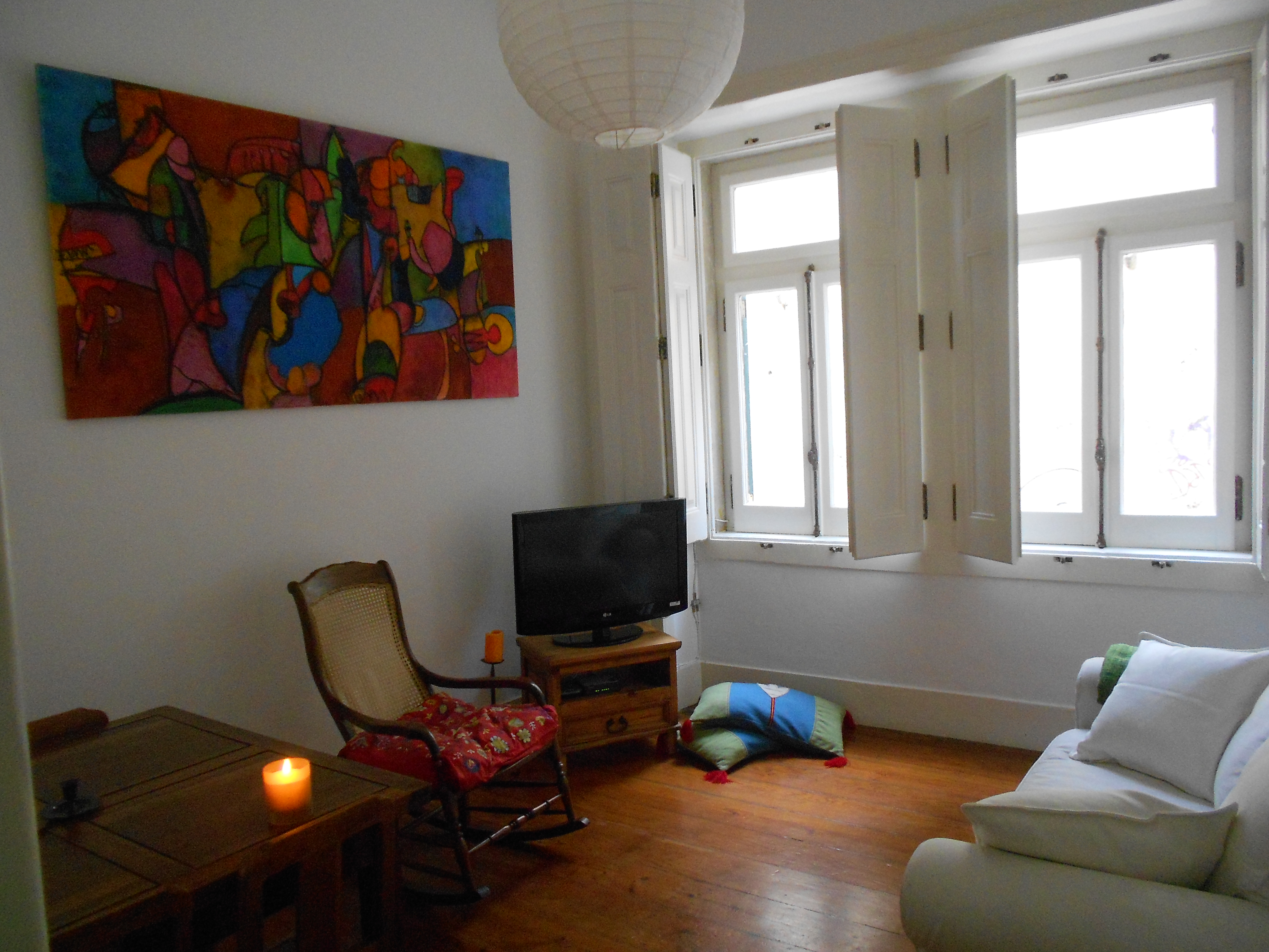 Cozy Flat at Bica/ Bairro Alto