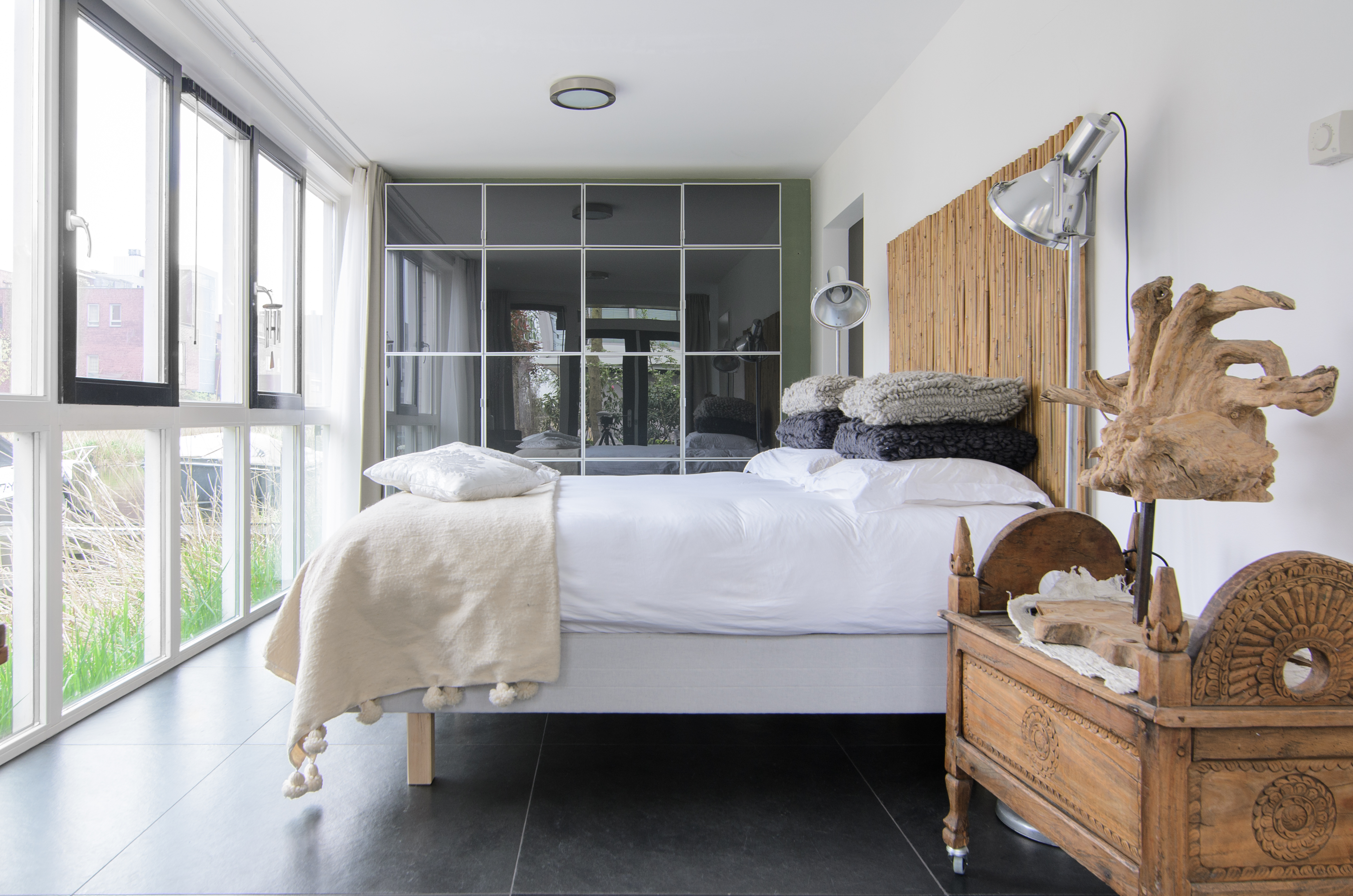 Ecoluxe accommodation 'The Green Tunnel' — Amsterdam stay