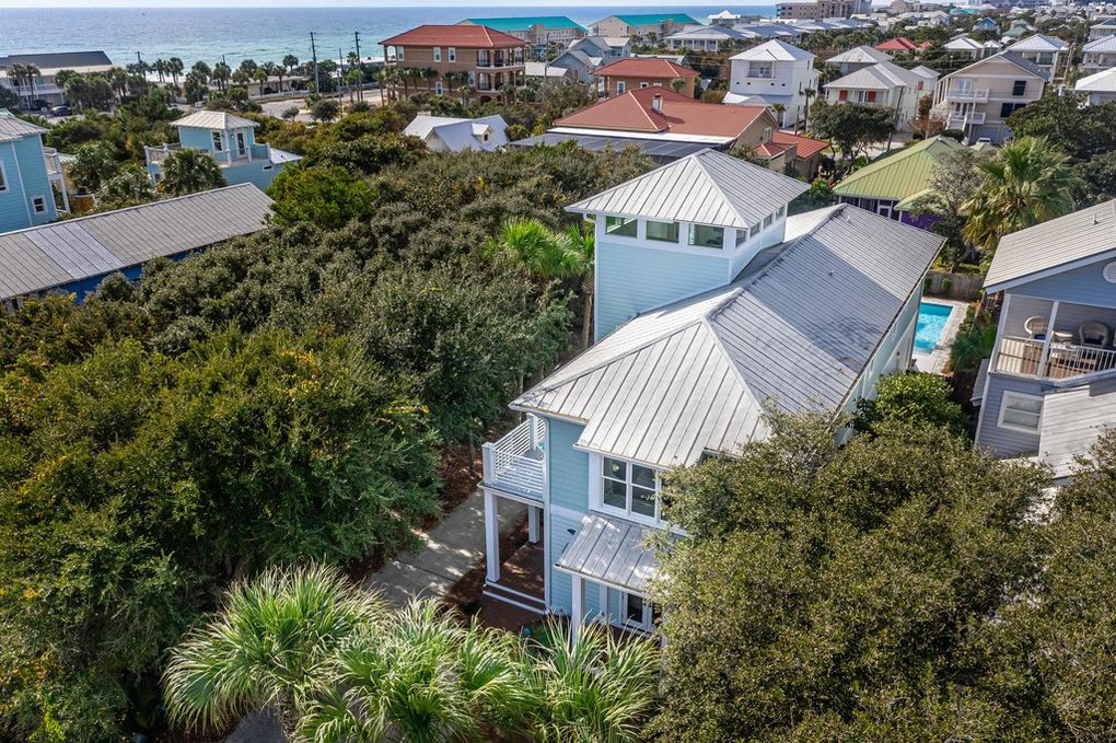 Luxurious Destin Beach House ★Private Beach access Houses for Rent in