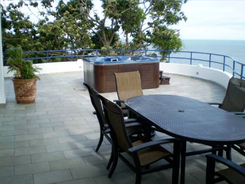 Coronado Beach Front apt.  Amazing views!!!