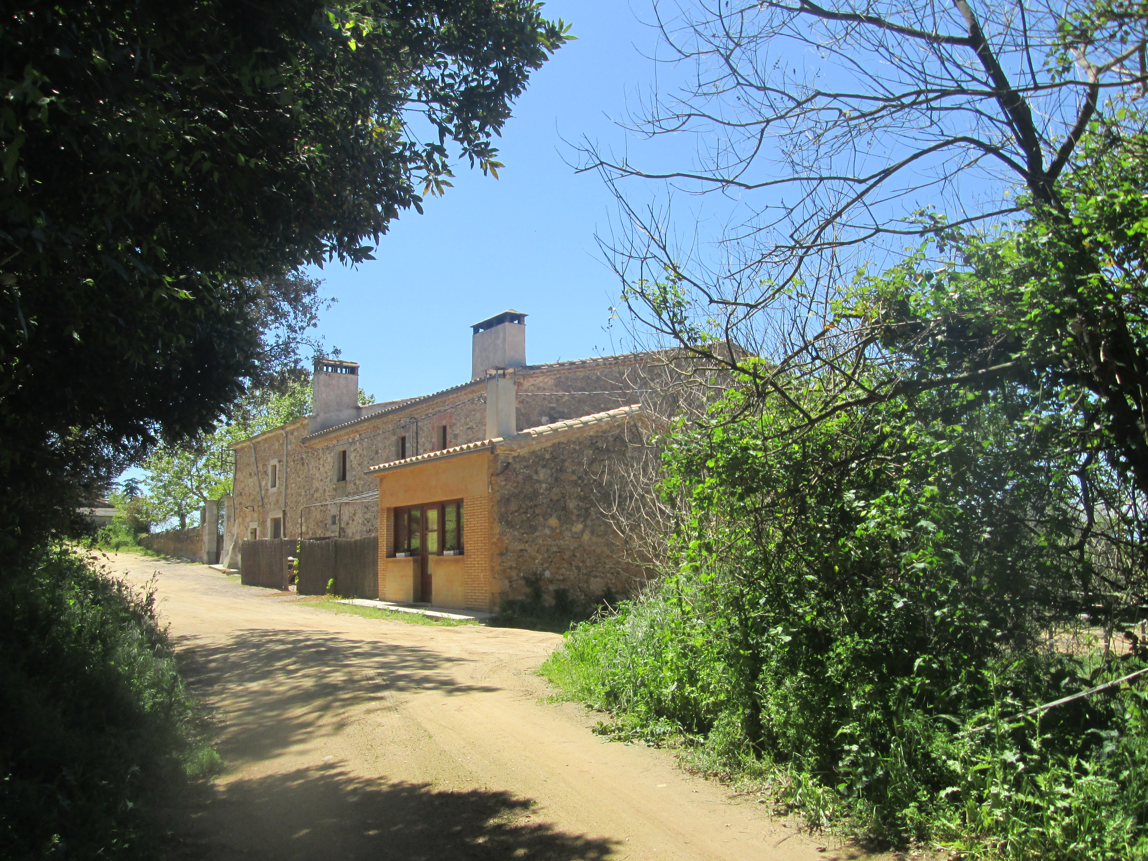 Amplia masia cerca del mar — rentals in Llagostera, Girona