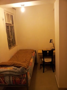 The cheaper room! Near with HKU!!!! in Central & Western, Hong Kong