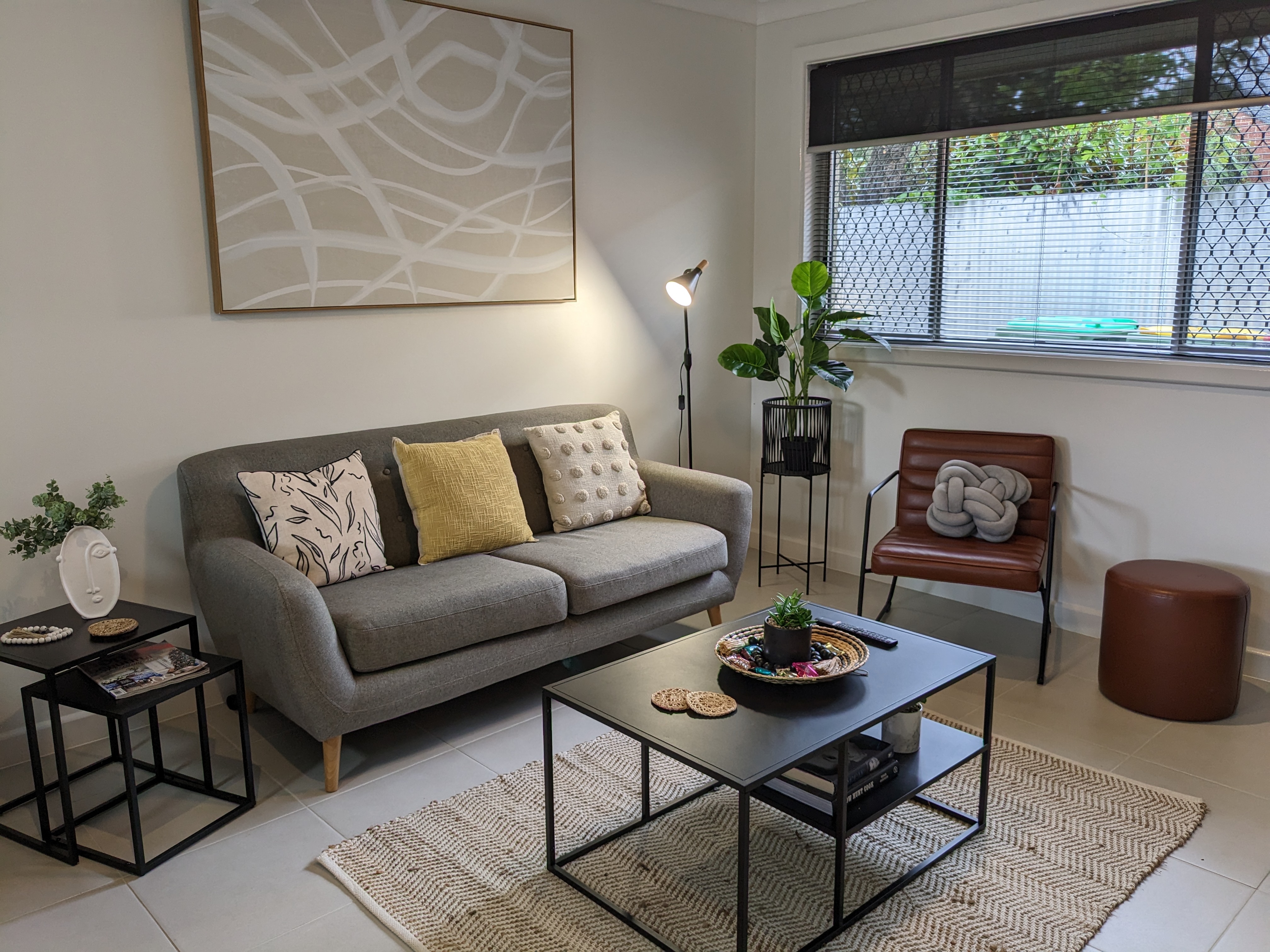 Central - Spacious - Quiet - Wi-fi - Courtyard