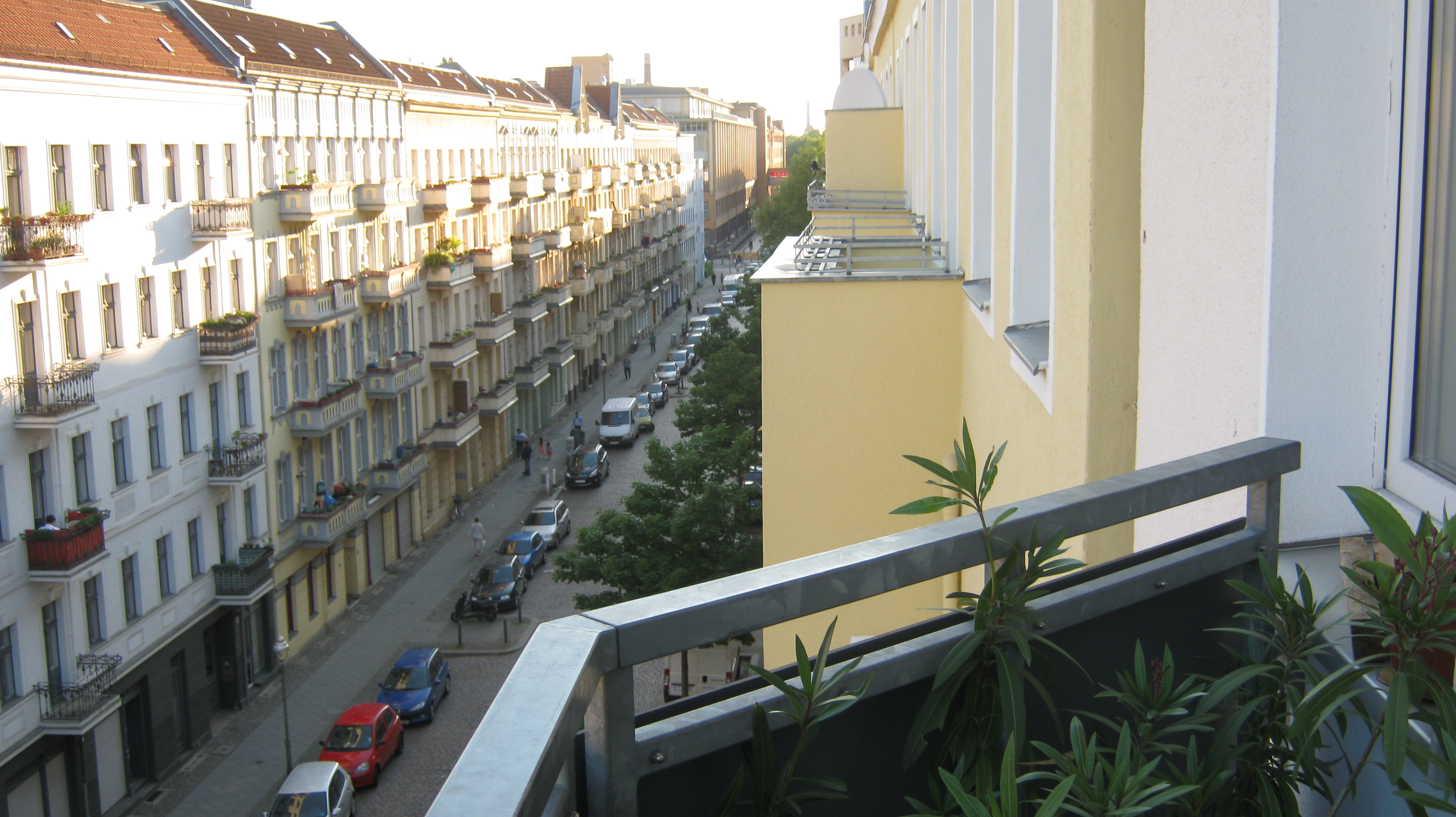 summer in the city in Wedding Zentrum, Berlin