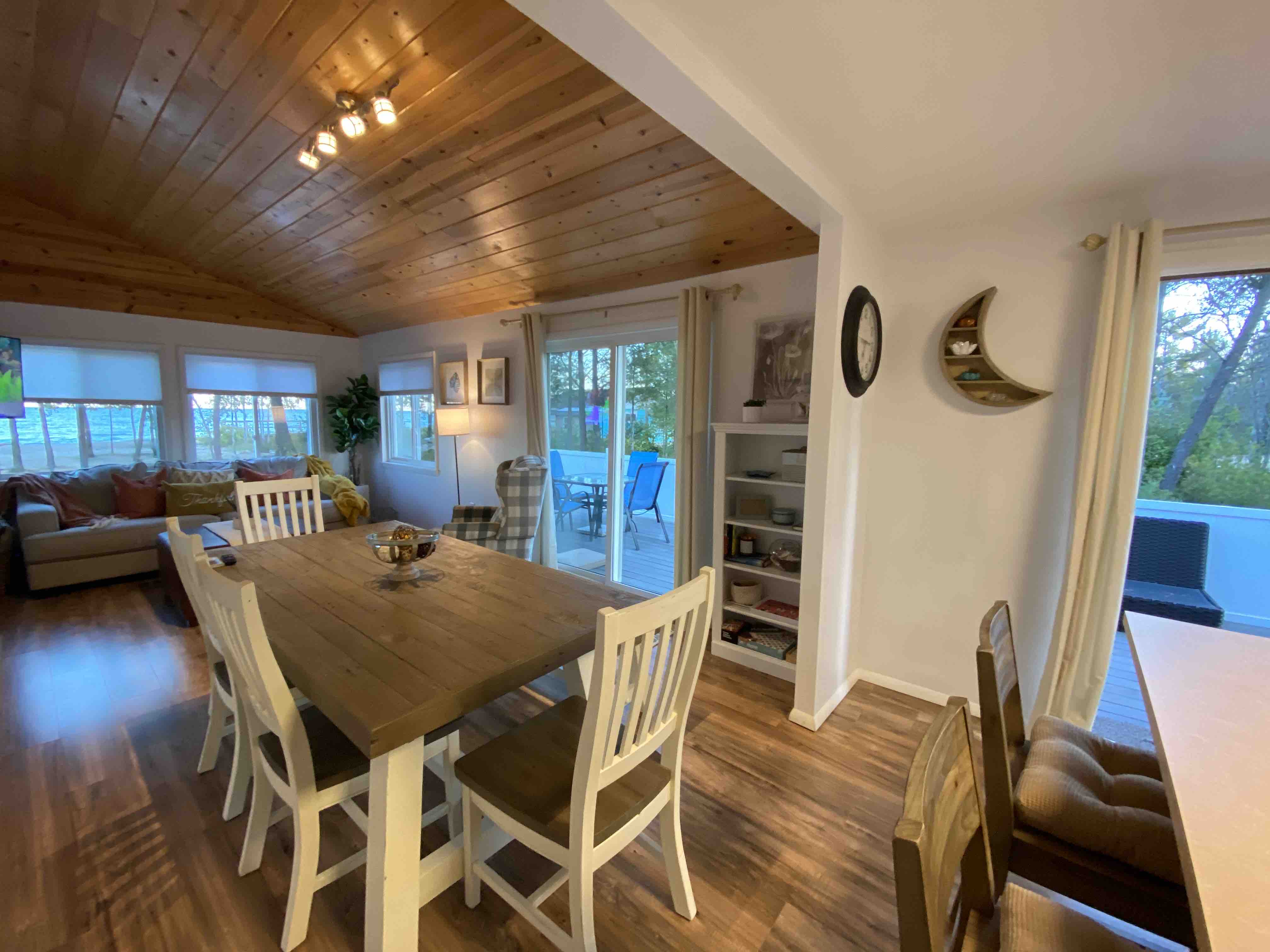 Casa Luna Lake Huron Beachfront Vacation Rental Houses for Rent in