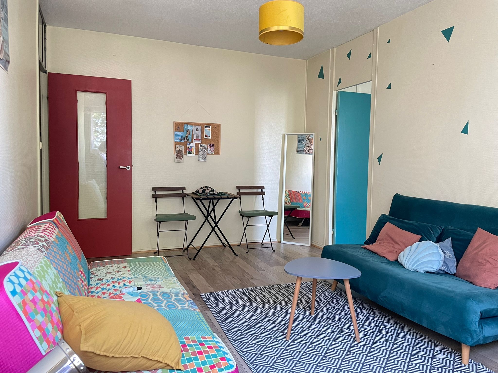 Bright apartment in the heart of a wooded copro