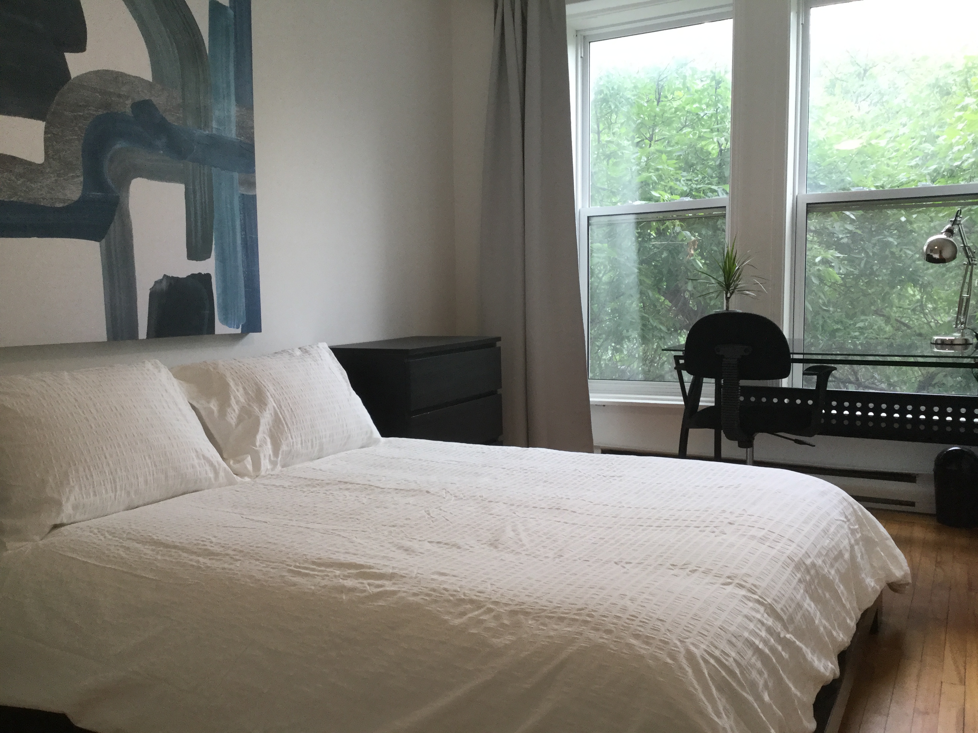Black and white private room