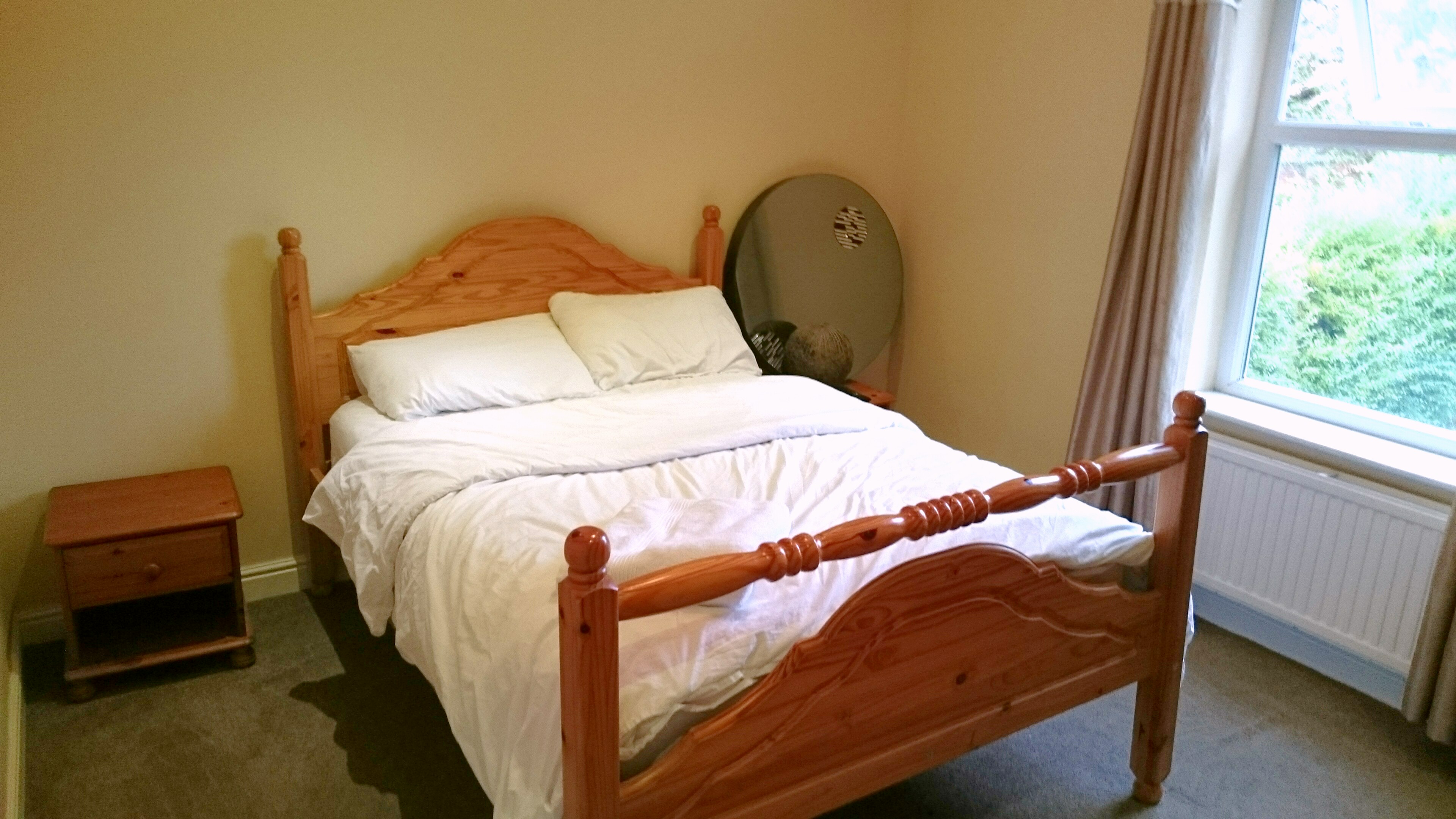 Beautiful double in fantastic house 200Mb WIFI in Salford District, Greater Manchester