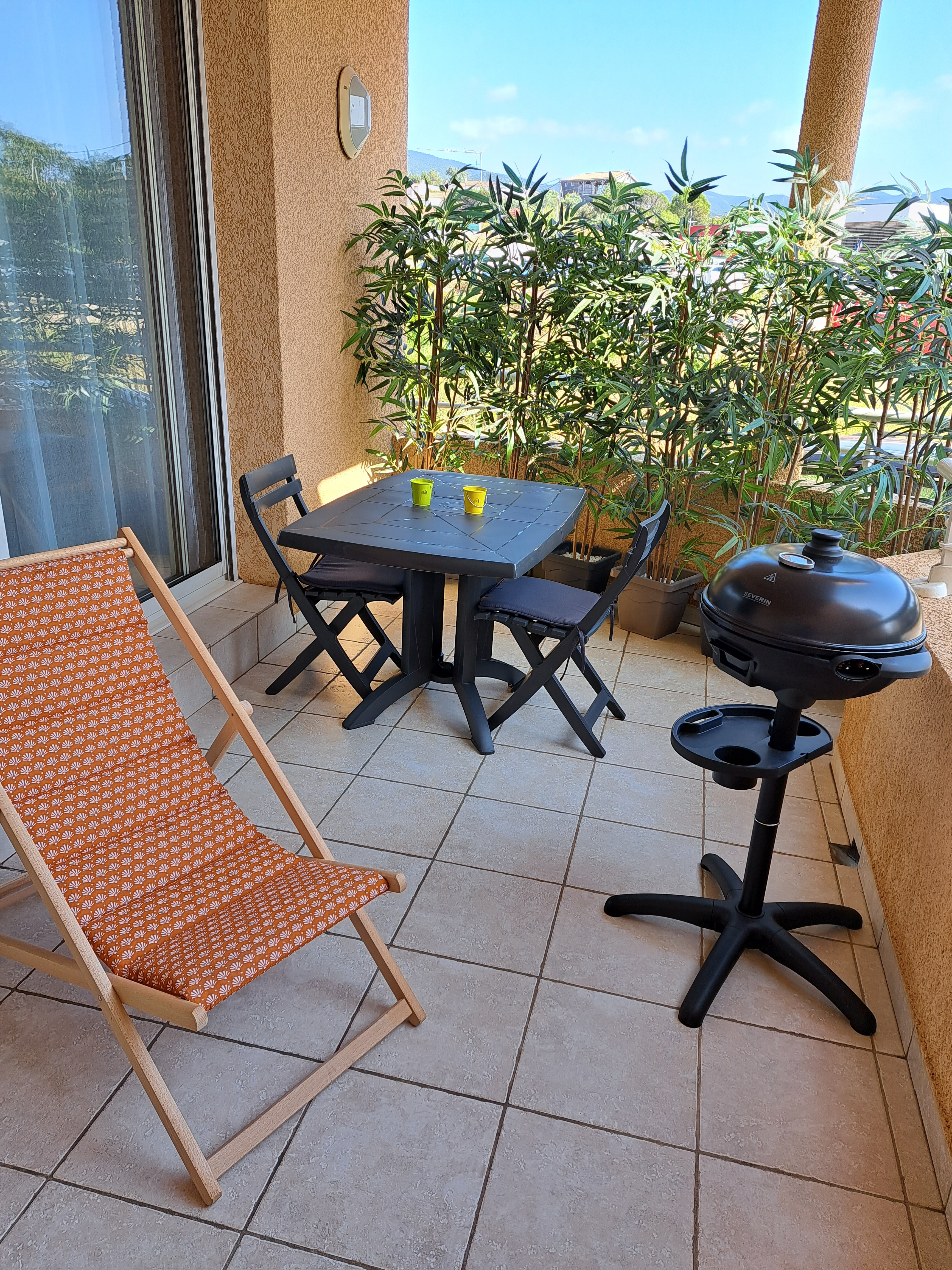 Beautiful Apartment, fully-equipped T2, AGOSTA BEACH