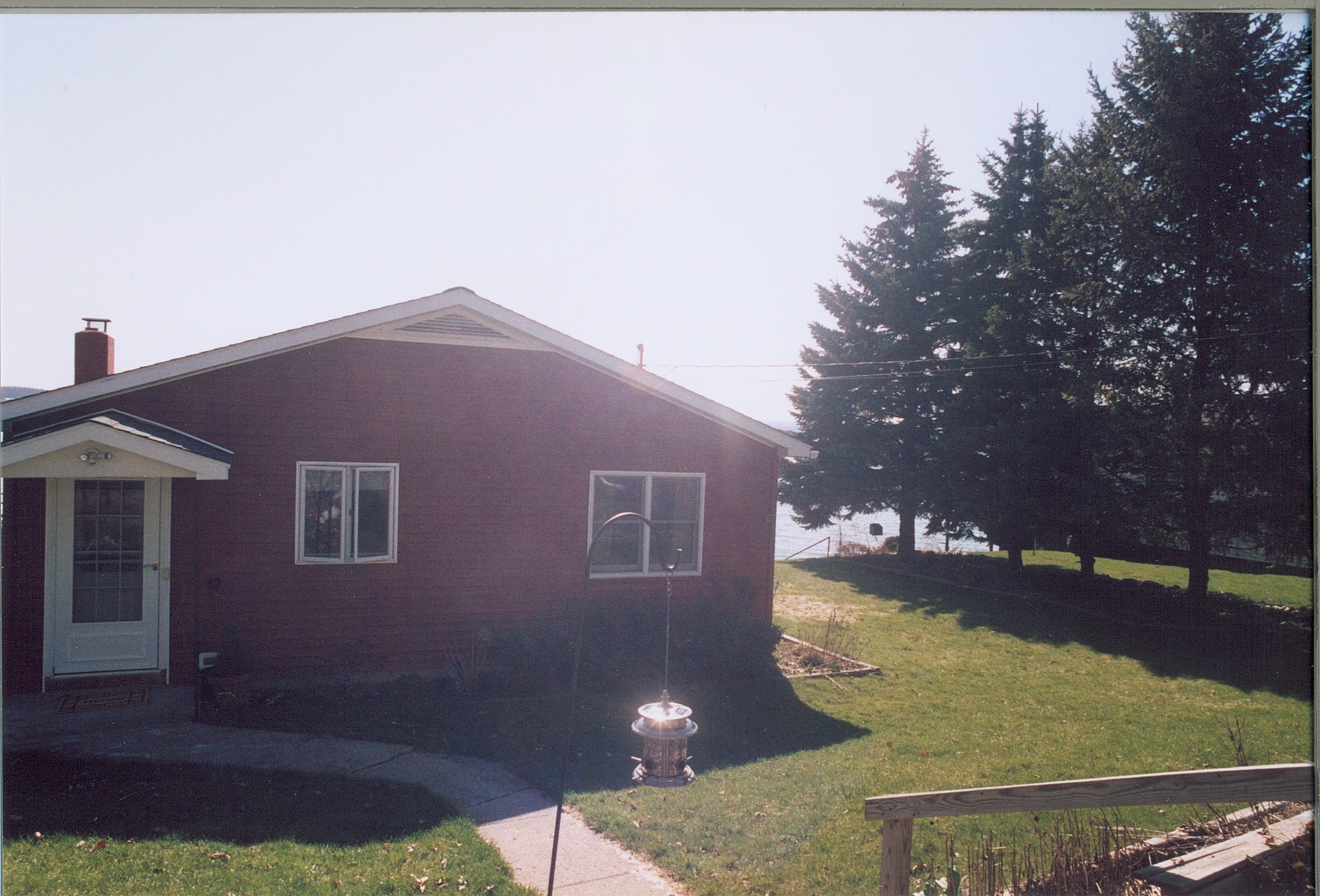 Forever Red Cottage on Cayuga Lake
