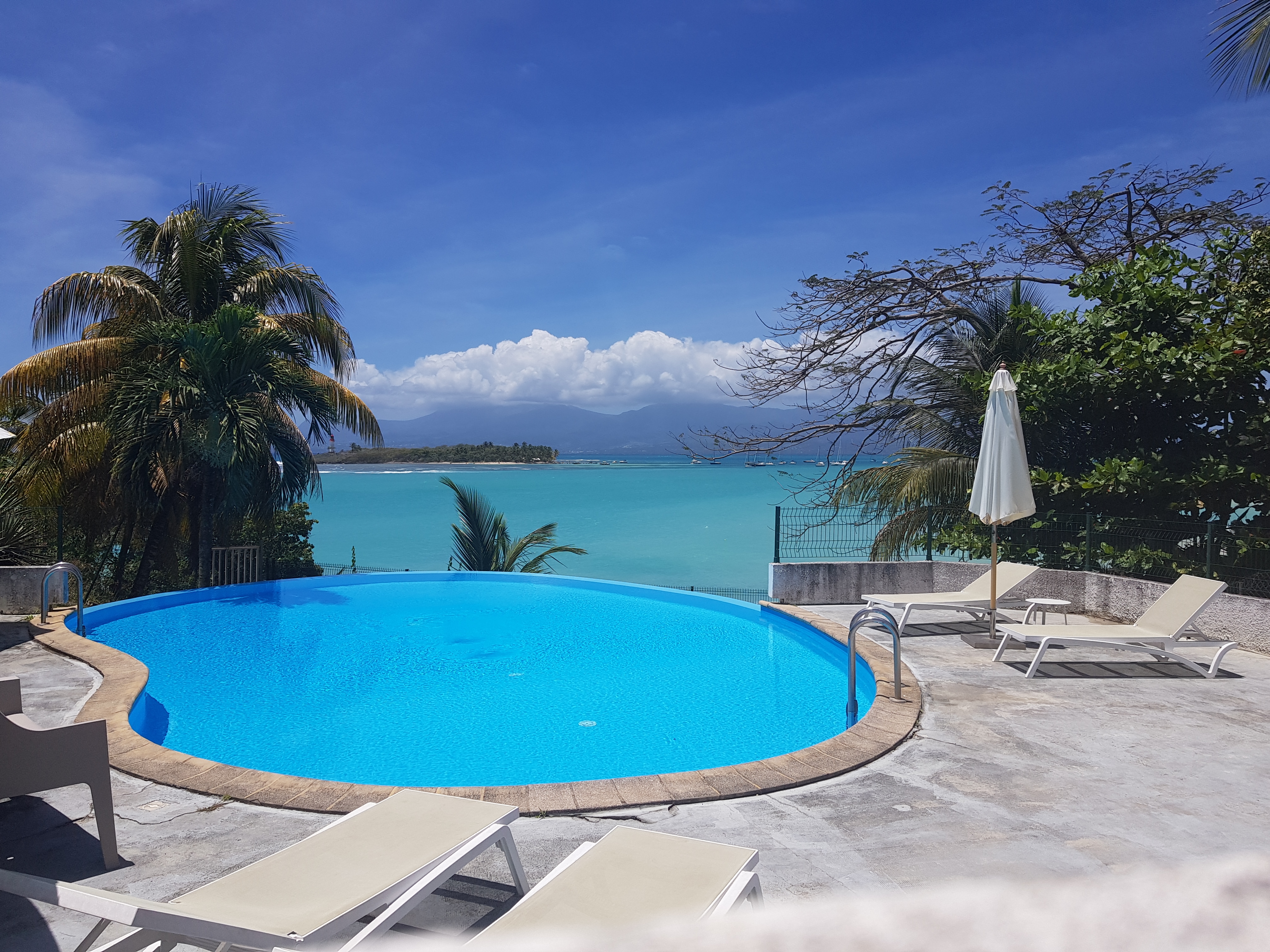 Studio with Seaview and swimming pool