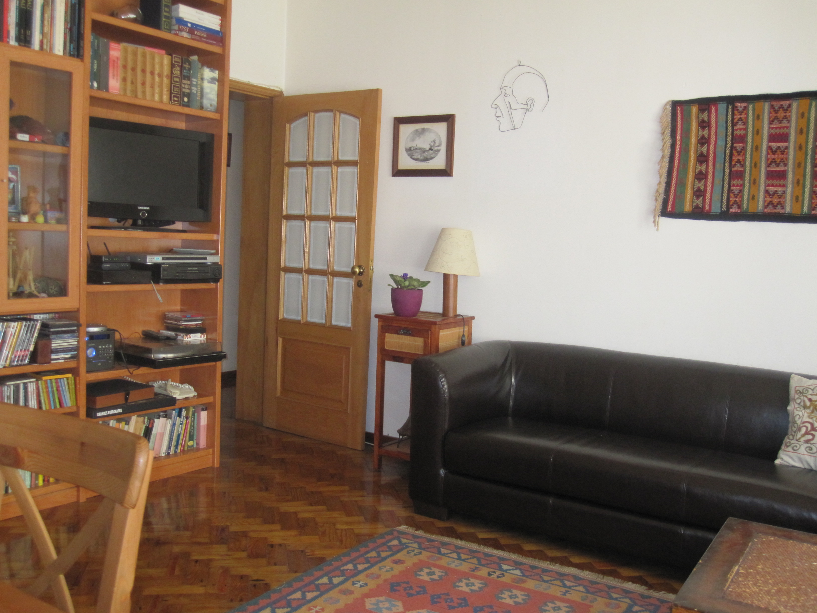 Room near the University of Lisbon in Alvalade, Lisbon
