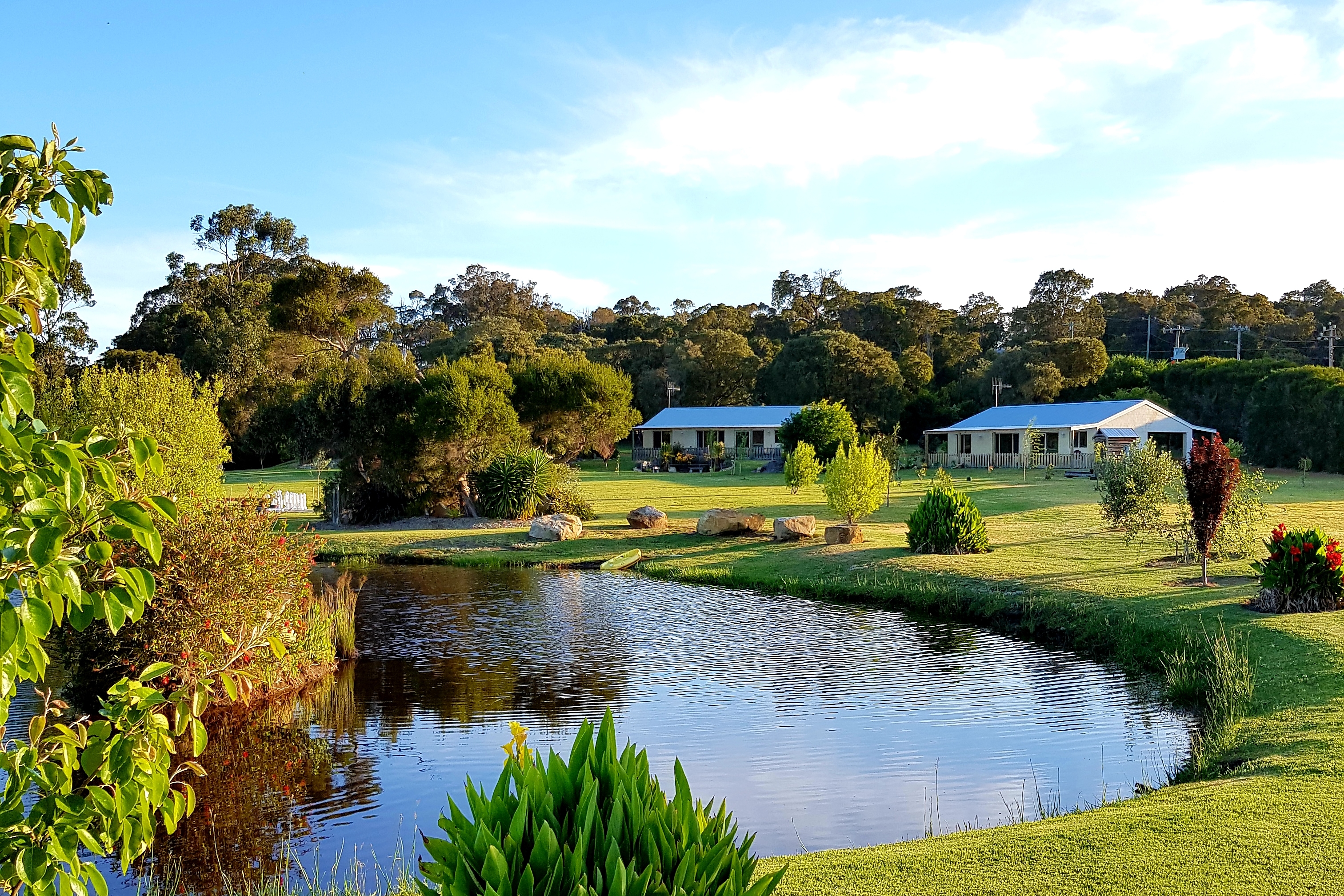 Twisted Willow Cottages Relax And Unwind Farm Stays For Rent In Albany Western Australia Australia