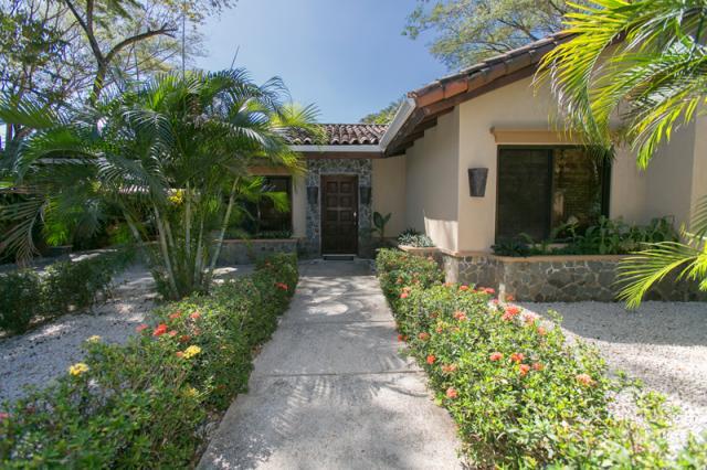Casa Mariposa, Beautiful home close to the beach.