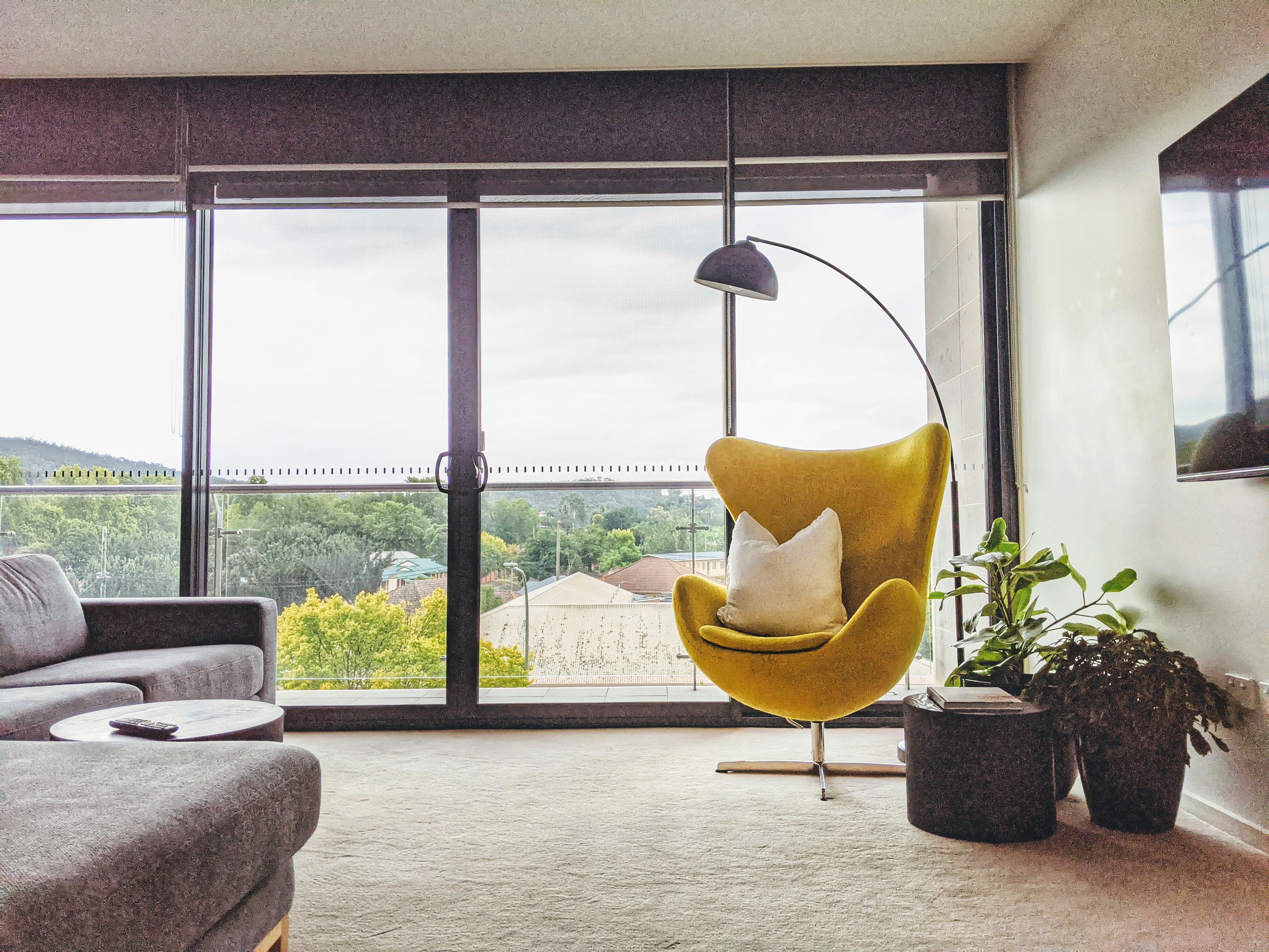 Super central location, luxe 2BR with views