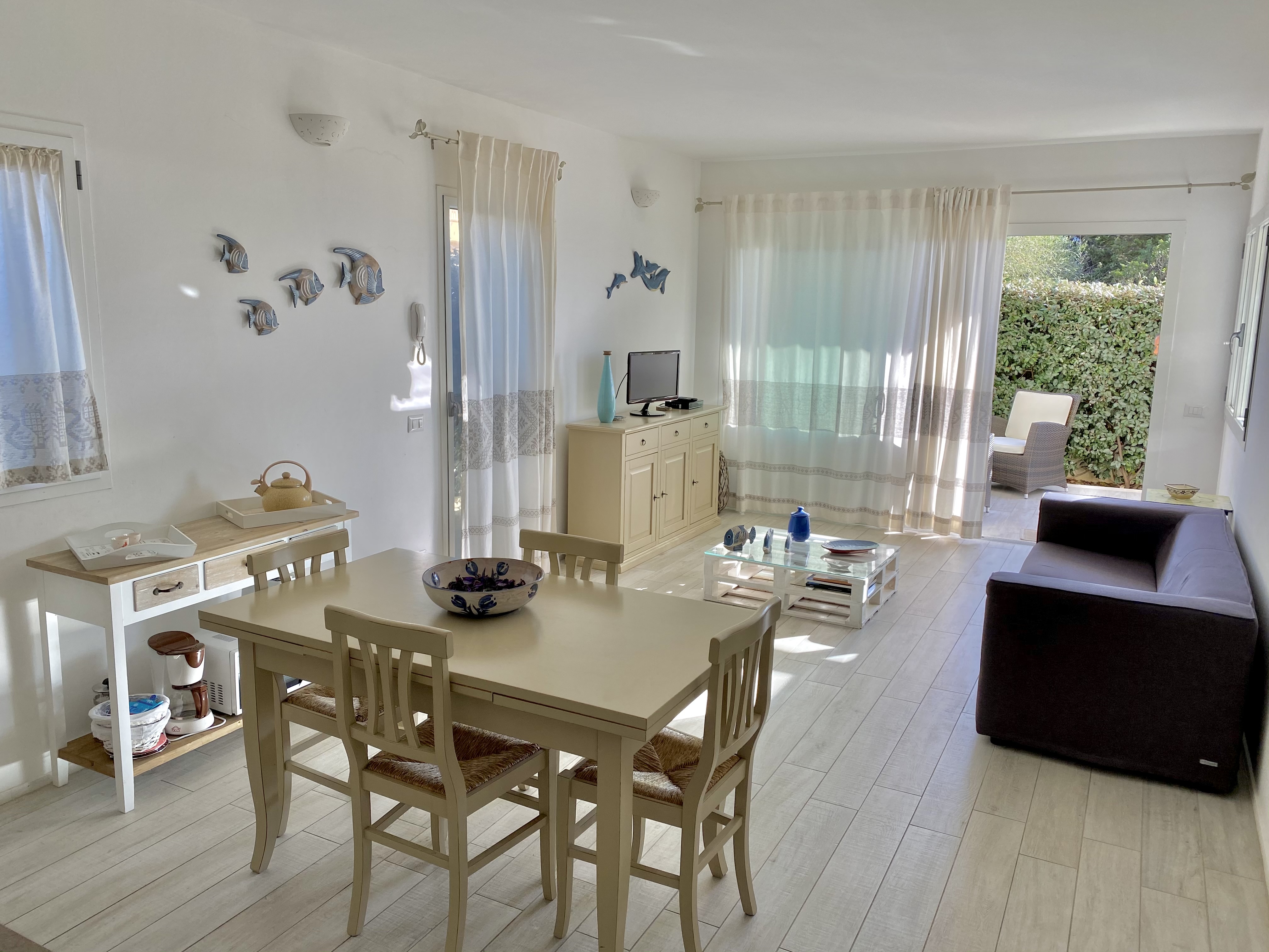 Modern apartment only 30m from the beach