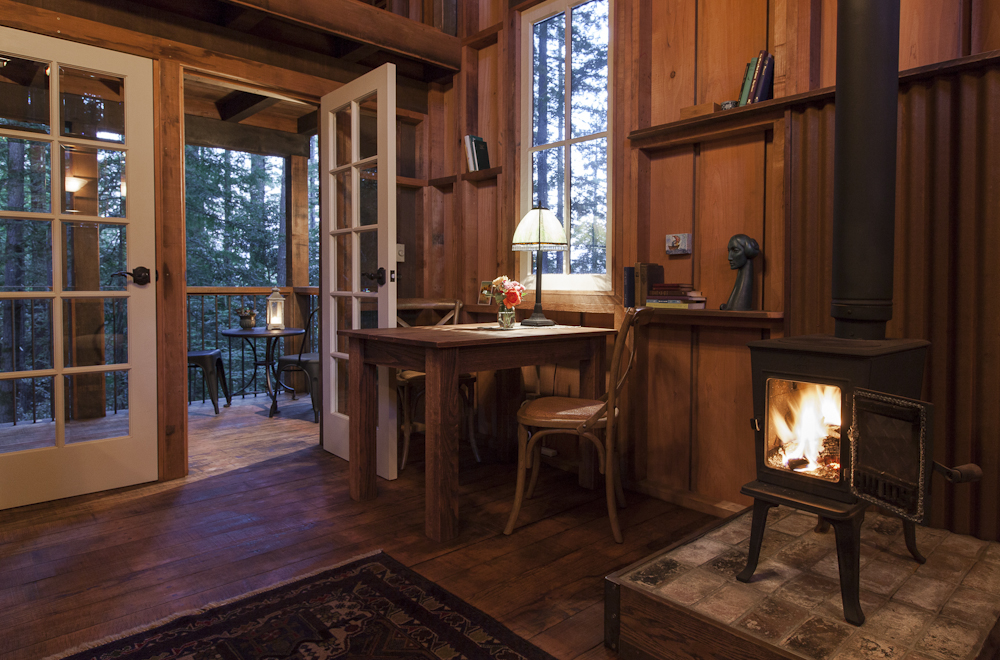 Handcrafted Hideaway Near Mendocino Treehouses for Rent in Albion