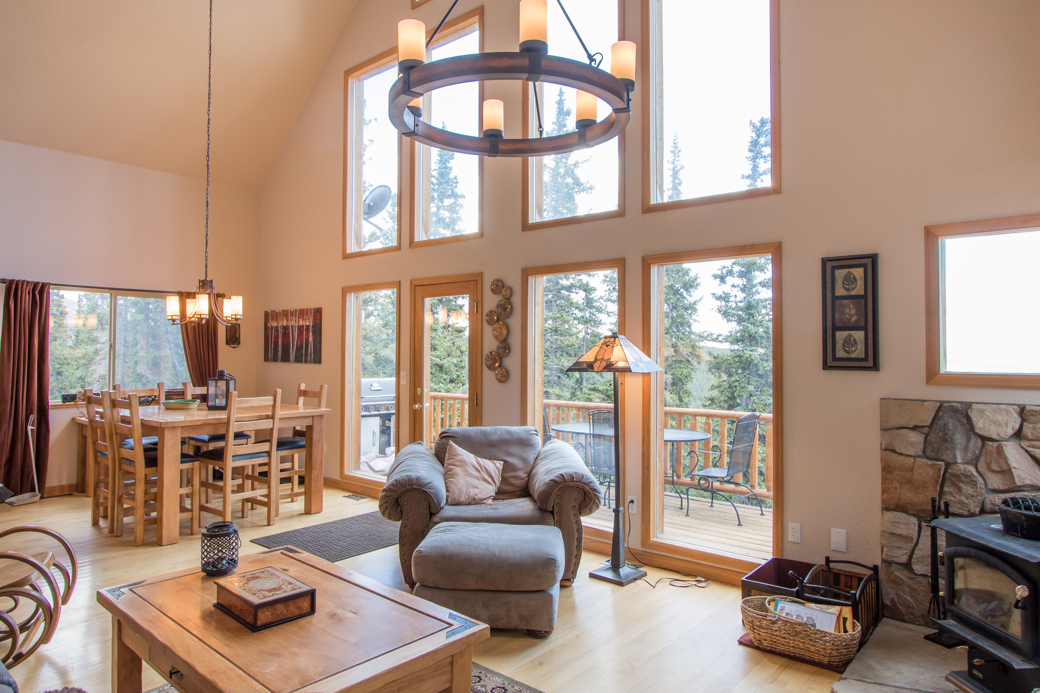 Stellar Mountain Views/Cozy Home with Hot Tub Houses for Rent in