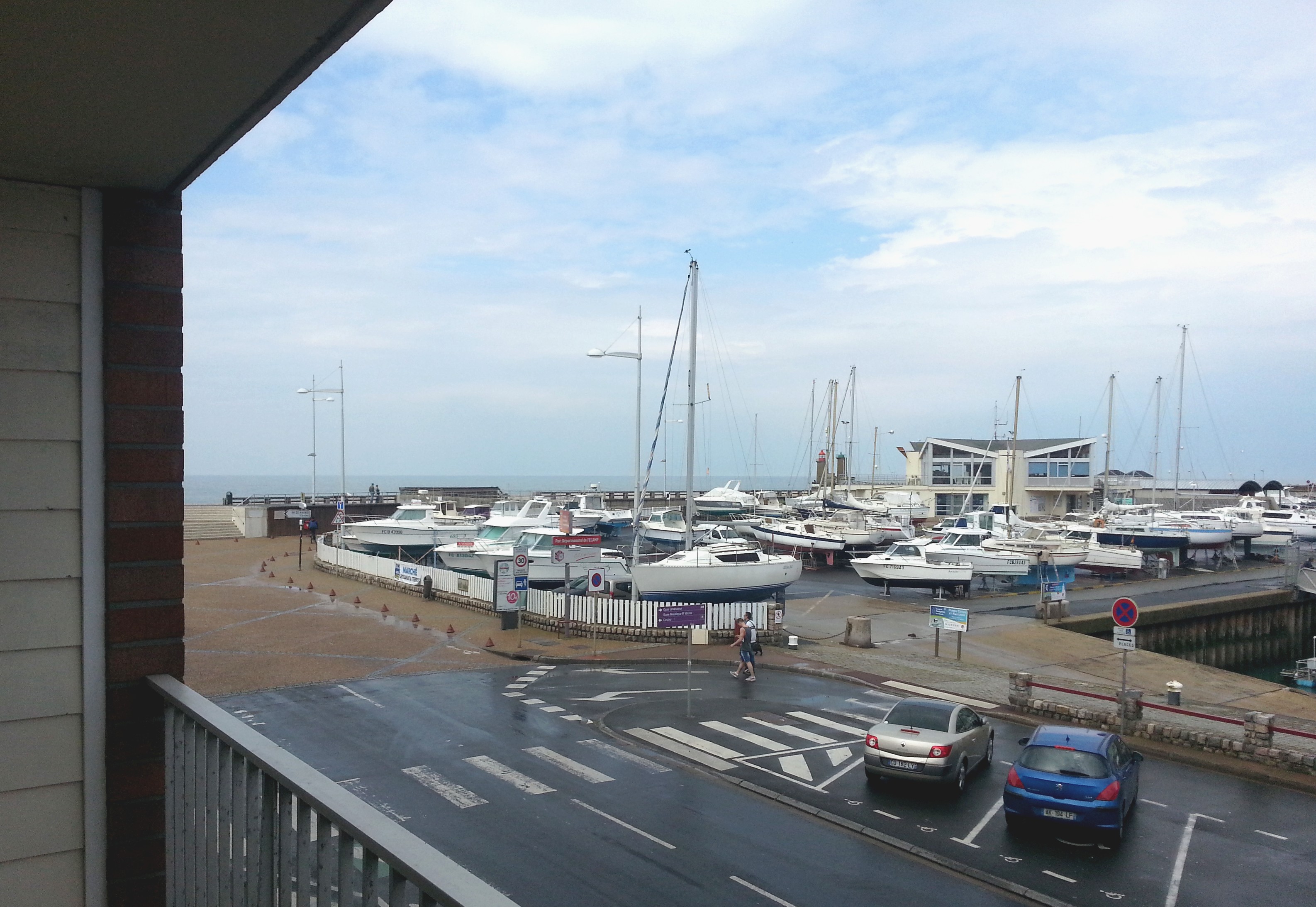 Charmant appartement vue sur la mer et les bateaux  Appartements à