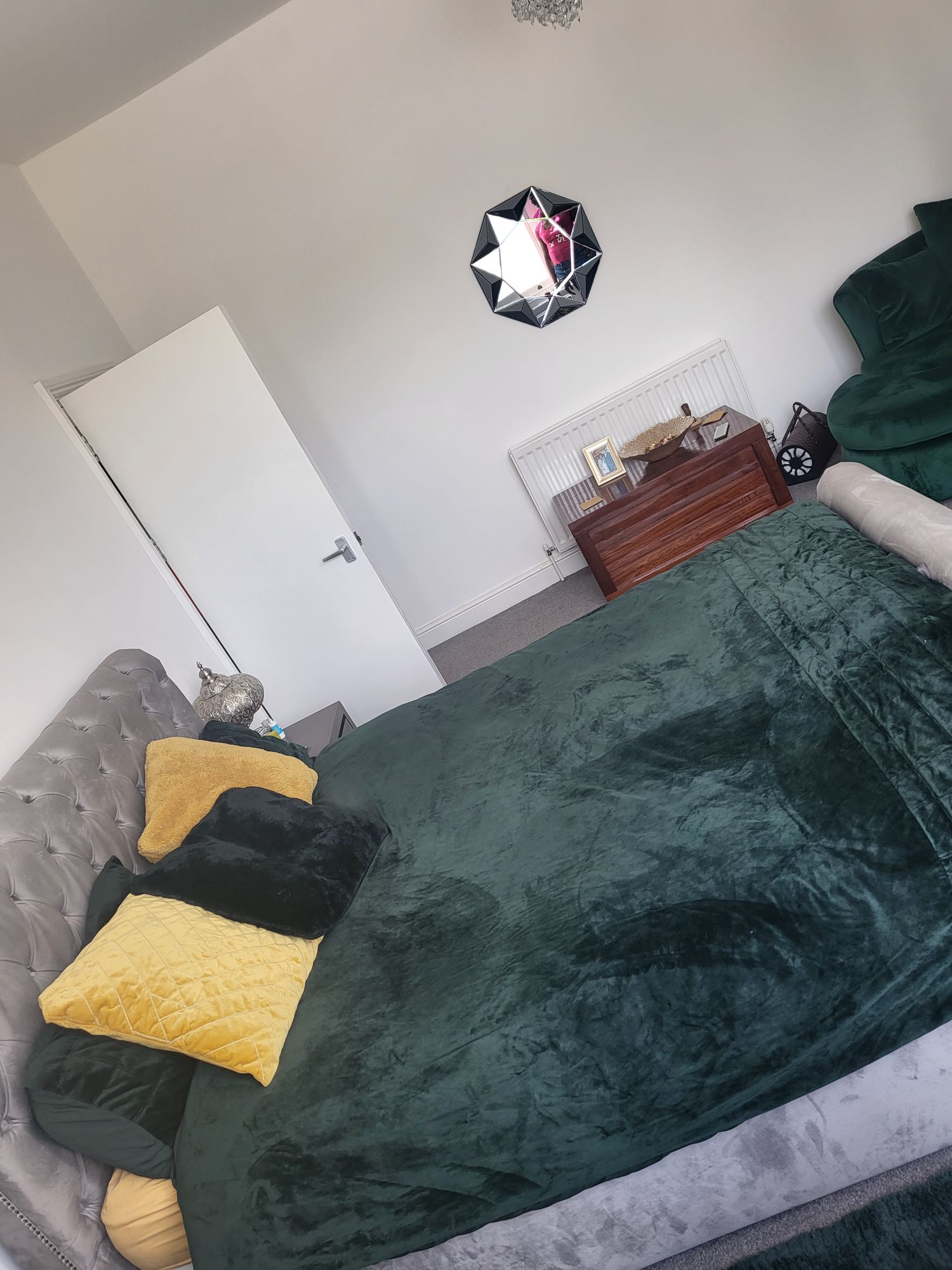 De casa a comodidad. Hermoso dormitorio principal. - Airbnb