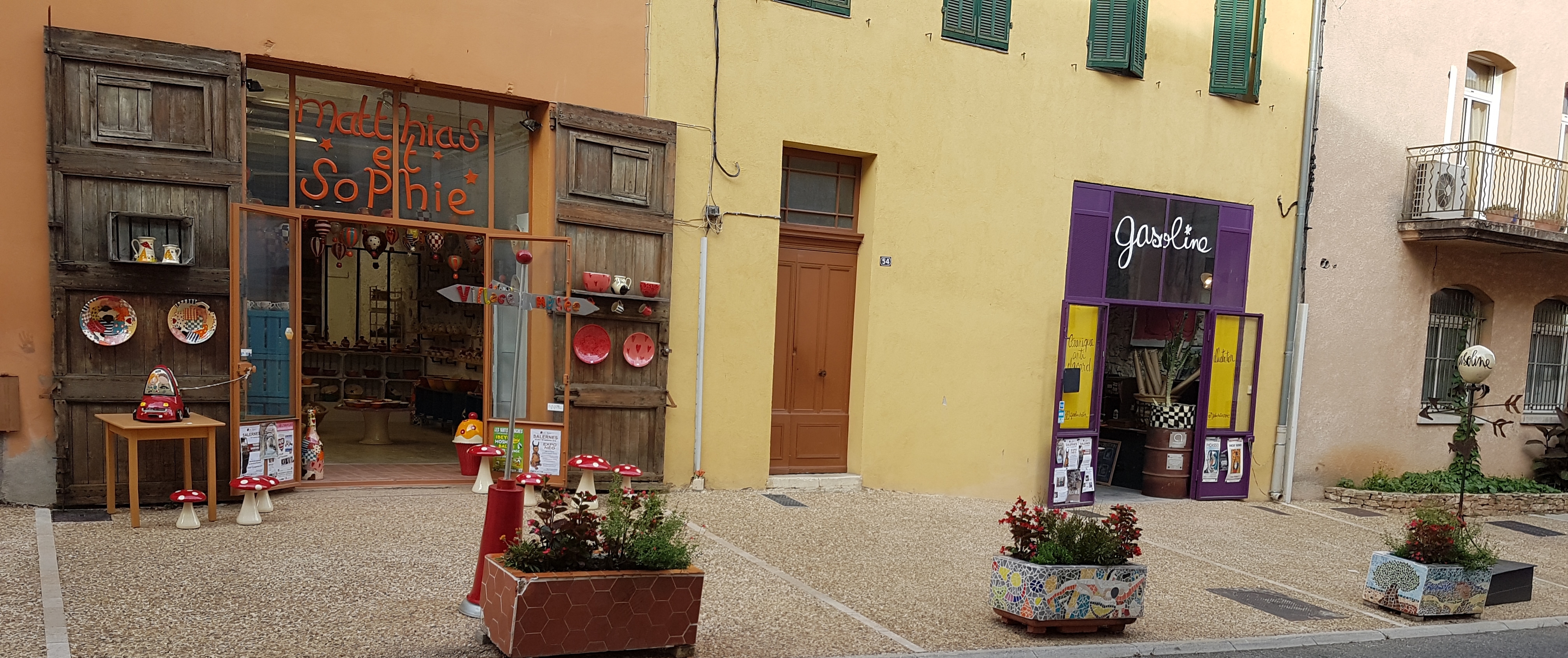 In the heart of the village of Salernes ...